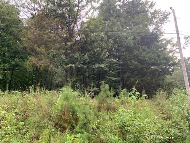 2 NW Frontage Road