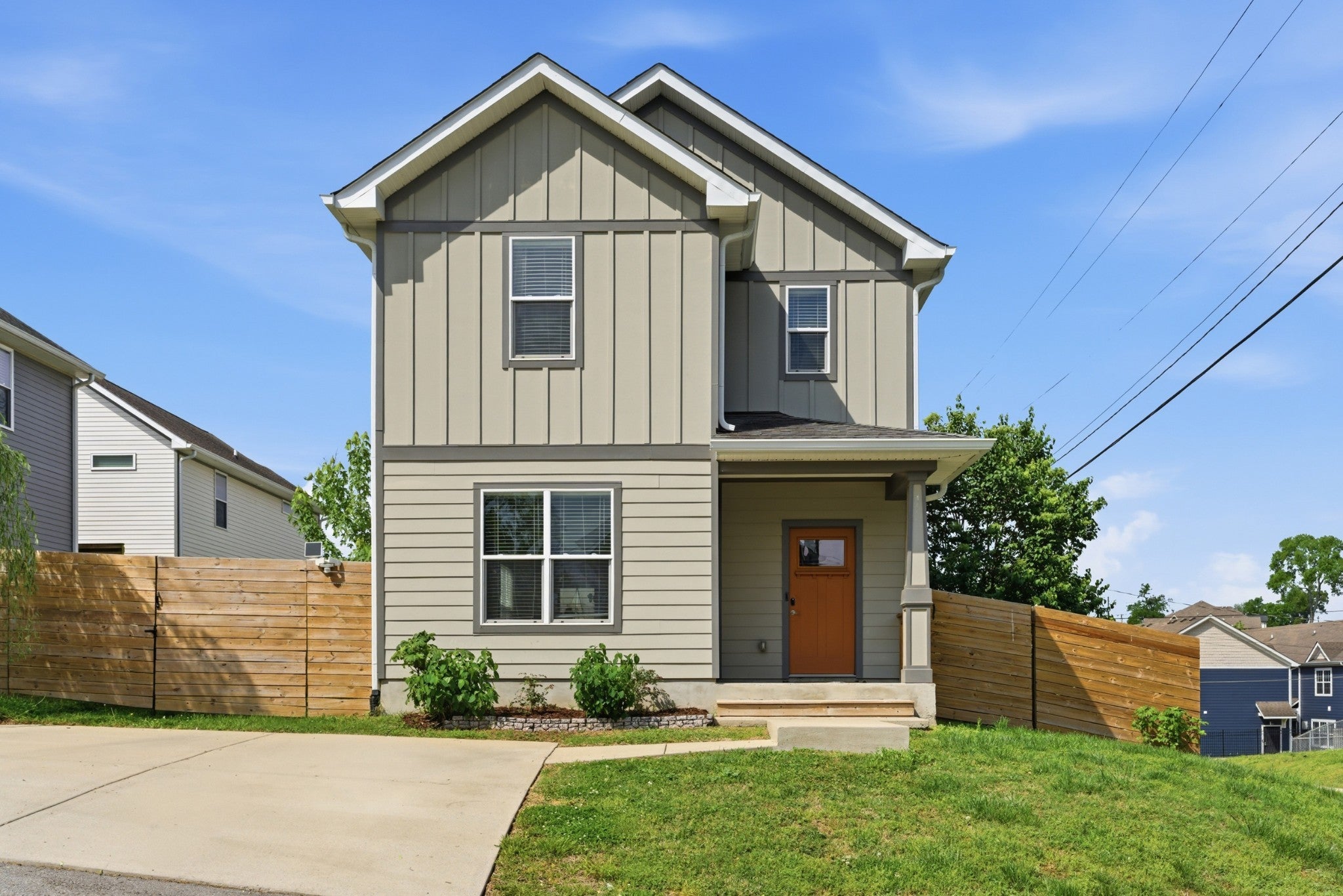 2140 15th Ave N