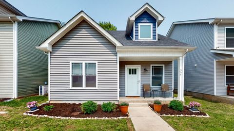 394 Martha Ln Clarksville TN 37043