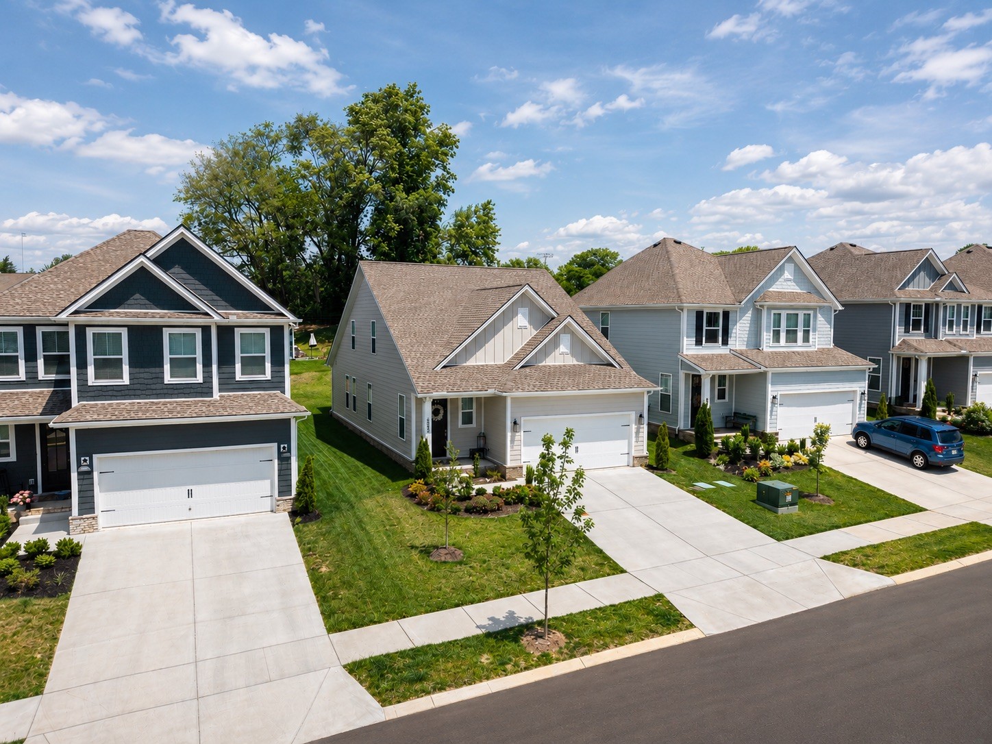 835 Sugarbush Ln