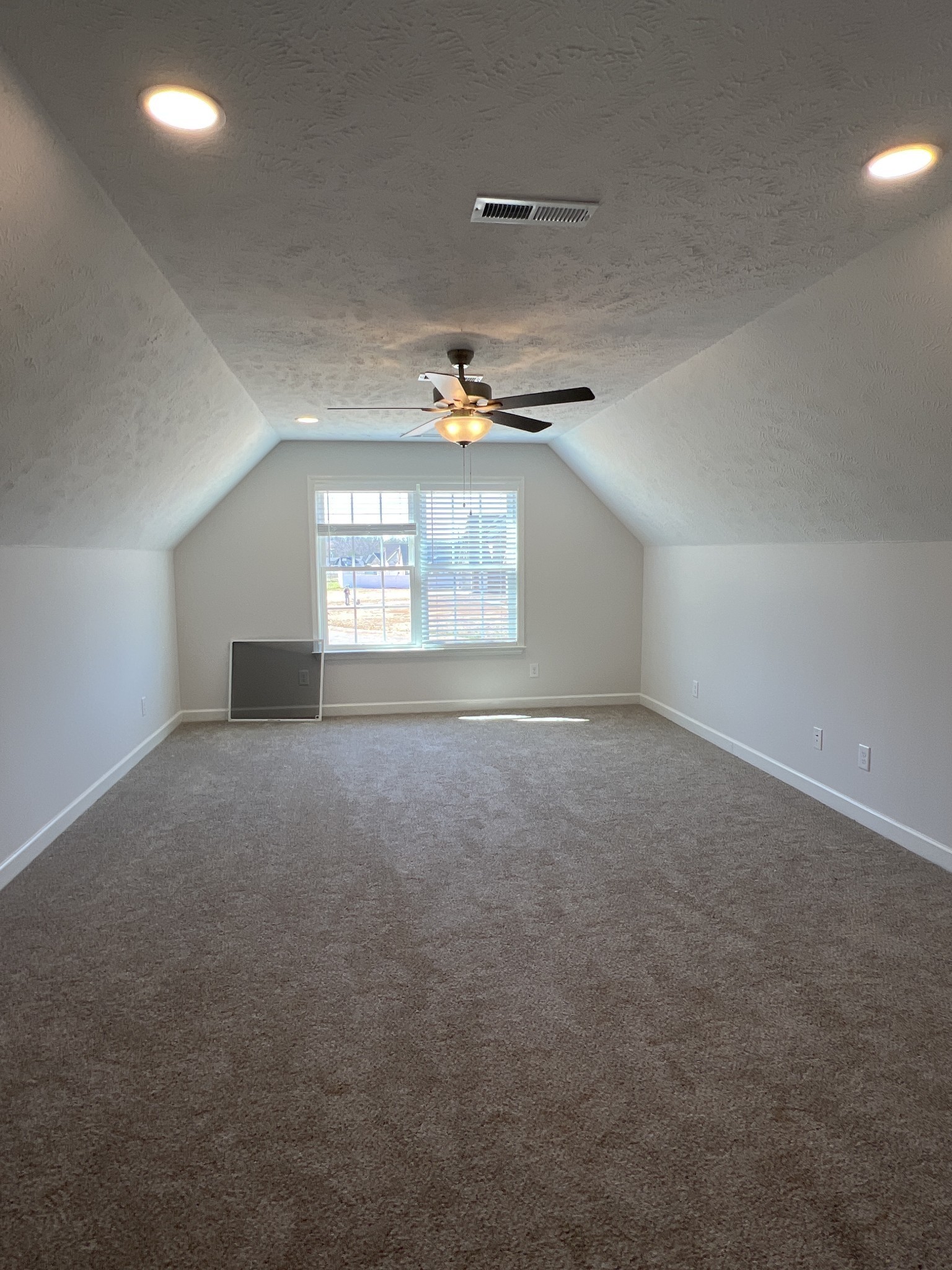 3357 Curie Circle