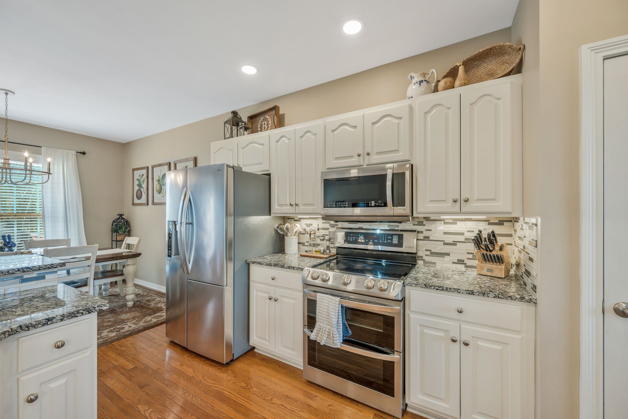 5616 Cedar Rock Dr