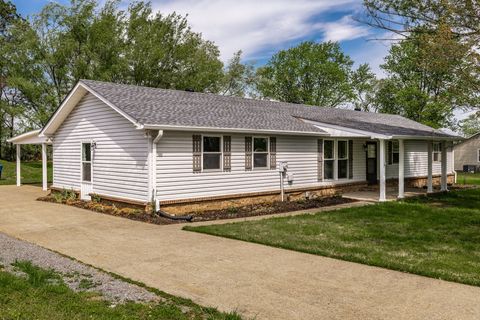 106 Harsh Ln Castalian Springs TN 37031