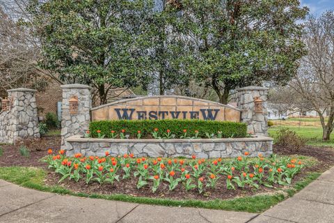 102 Westview Dr Spring Hill TN 37174