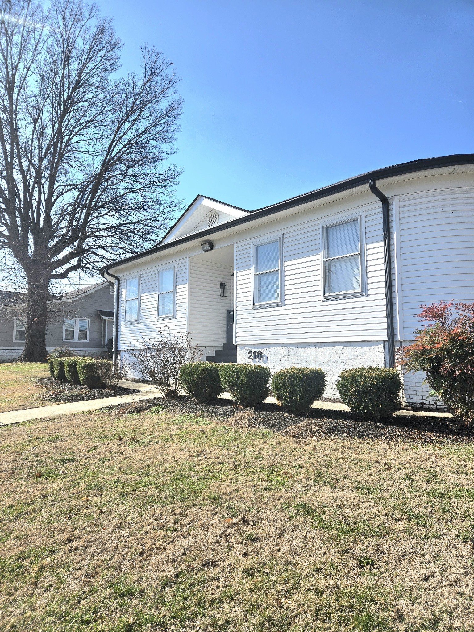 Photo 1 of 15 — 210 N Main St, Goodlettsville, TN 37072