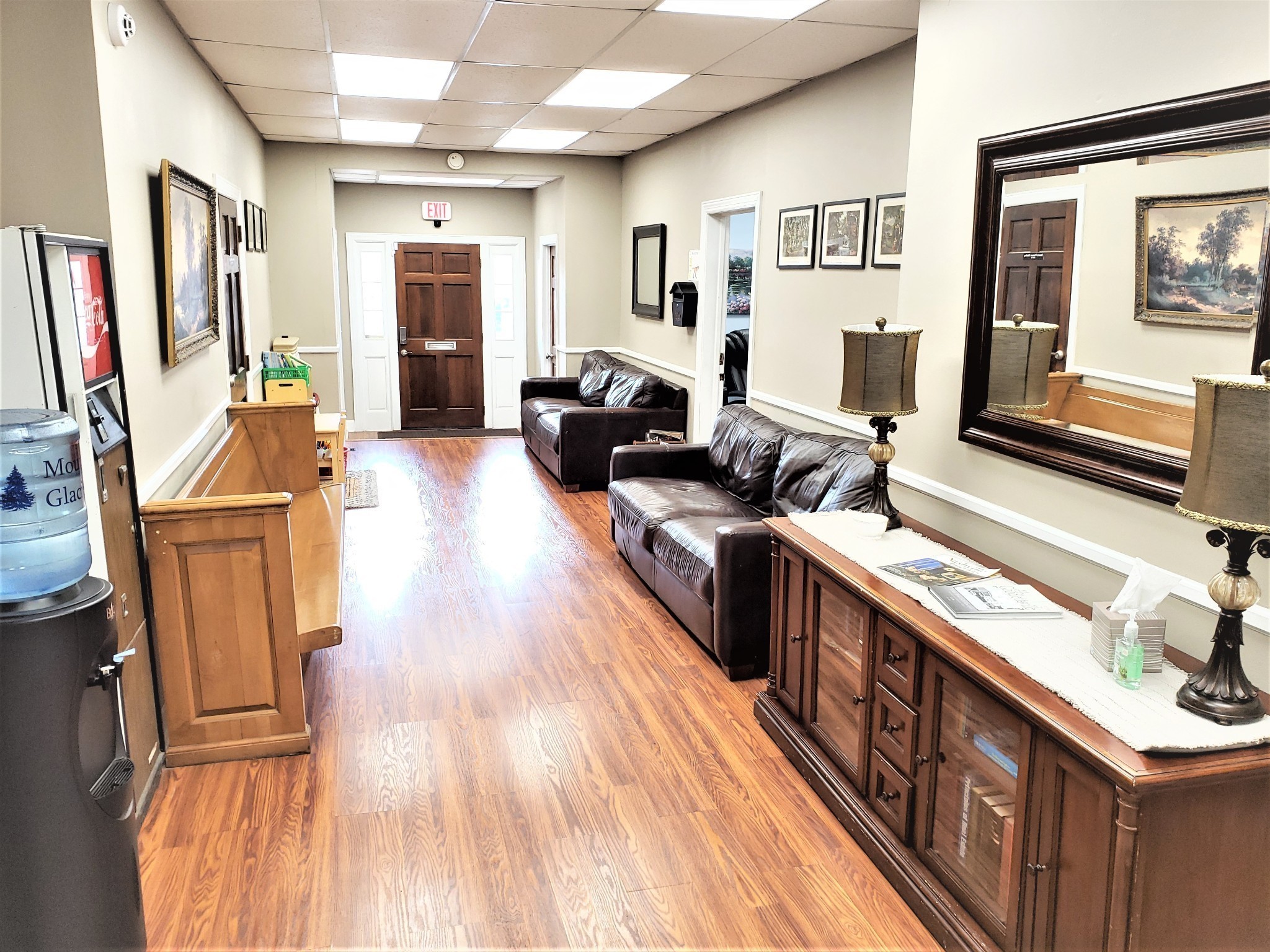 210 N Main St