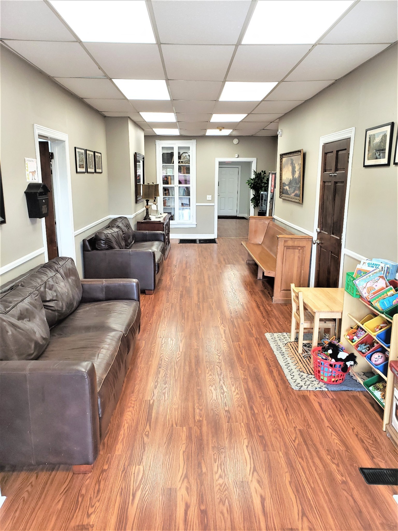 210 N Main St