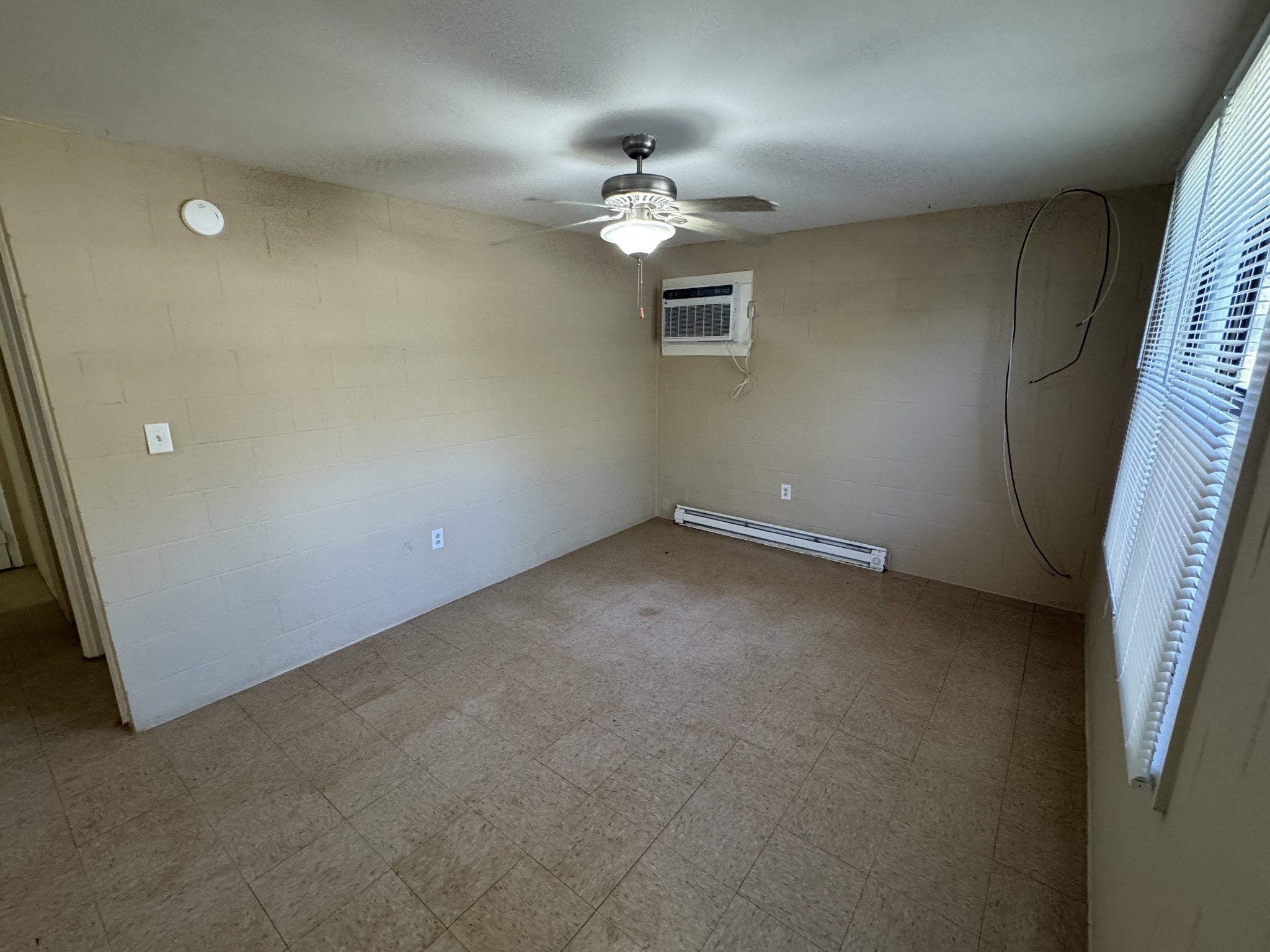 1018 Glaze Ct