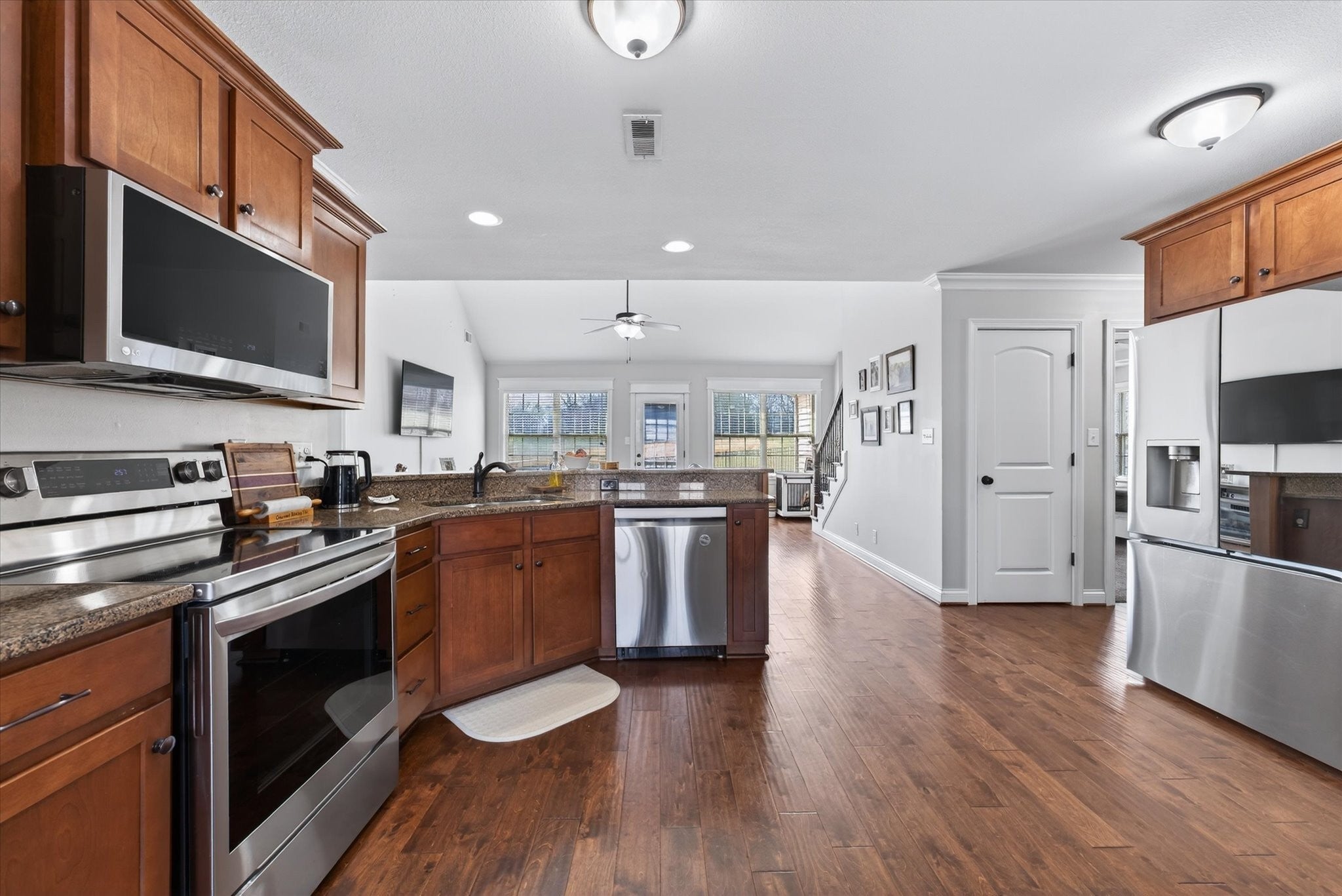 301 Ivy Bend Cir