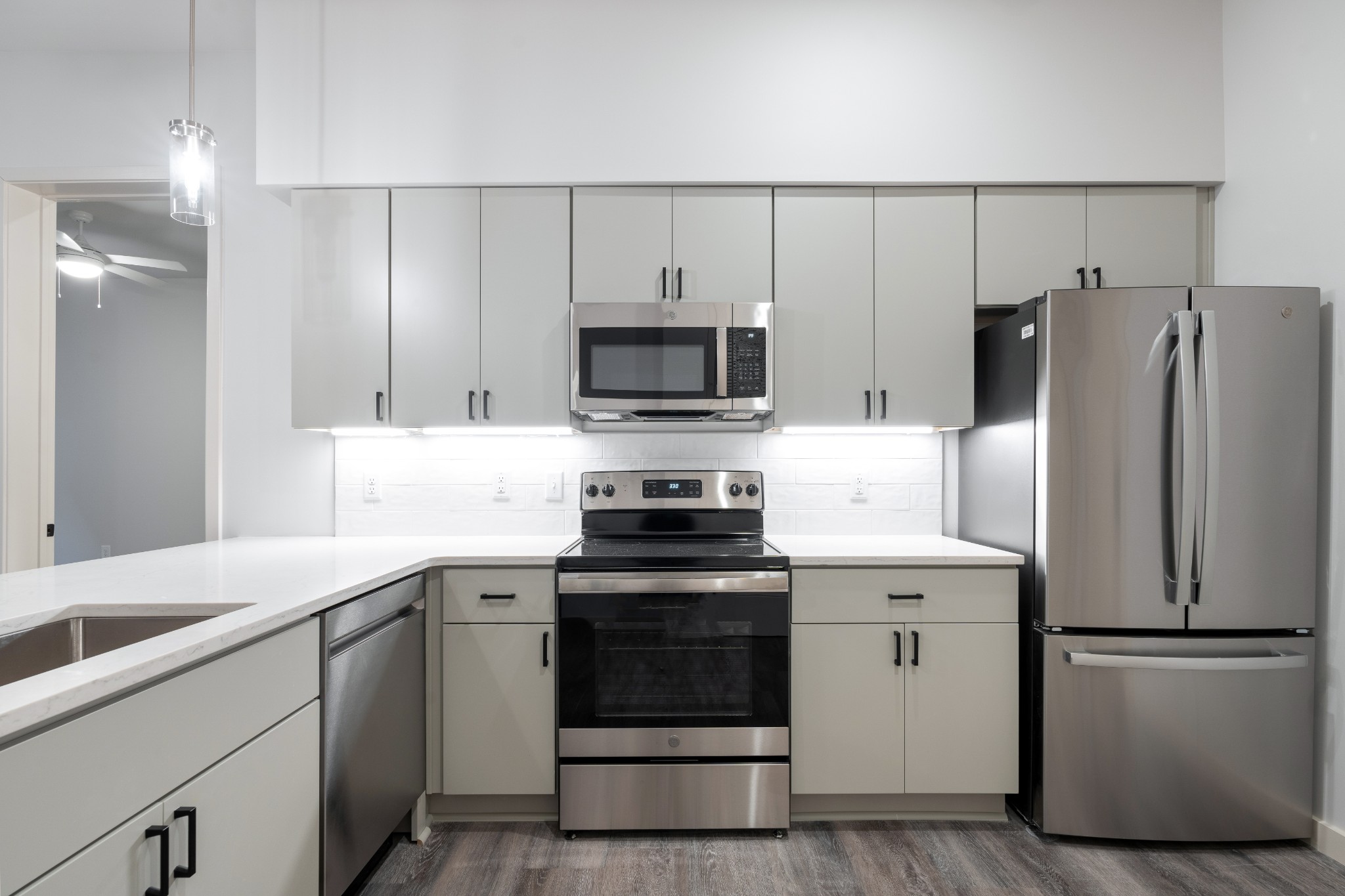 1014 16th Avenue S 202