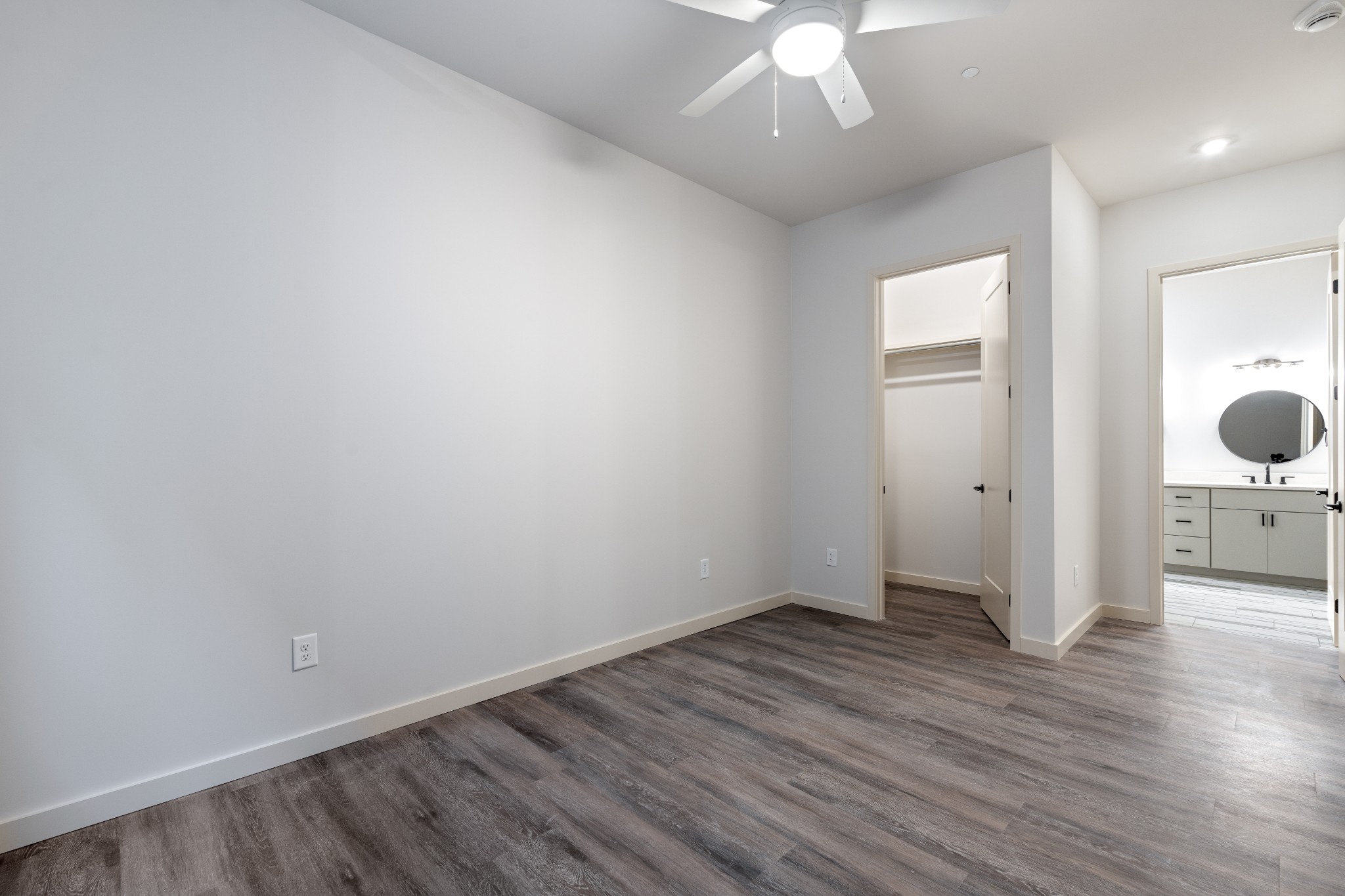 1014 16th Avenue S 202