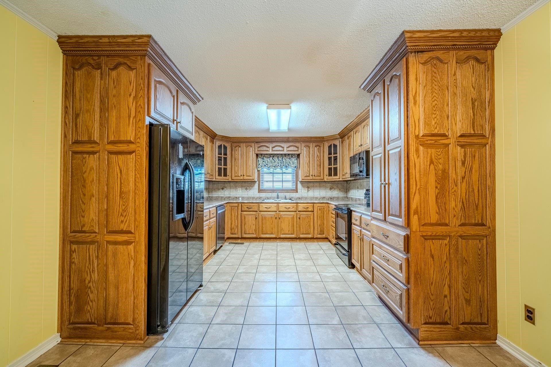 160 DOVE DR