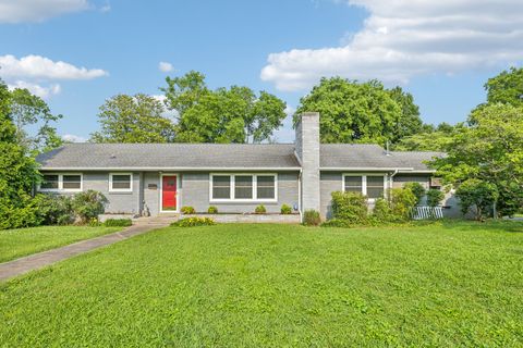 1306 Maymont Dr Murfreesboro TN 37130