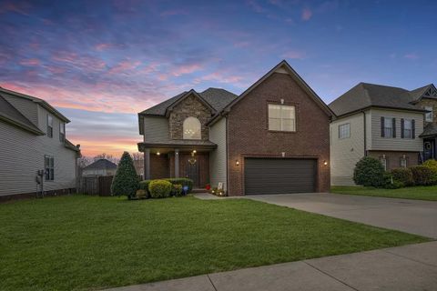 3722 Windhaven Ct Clarksville TN 37040