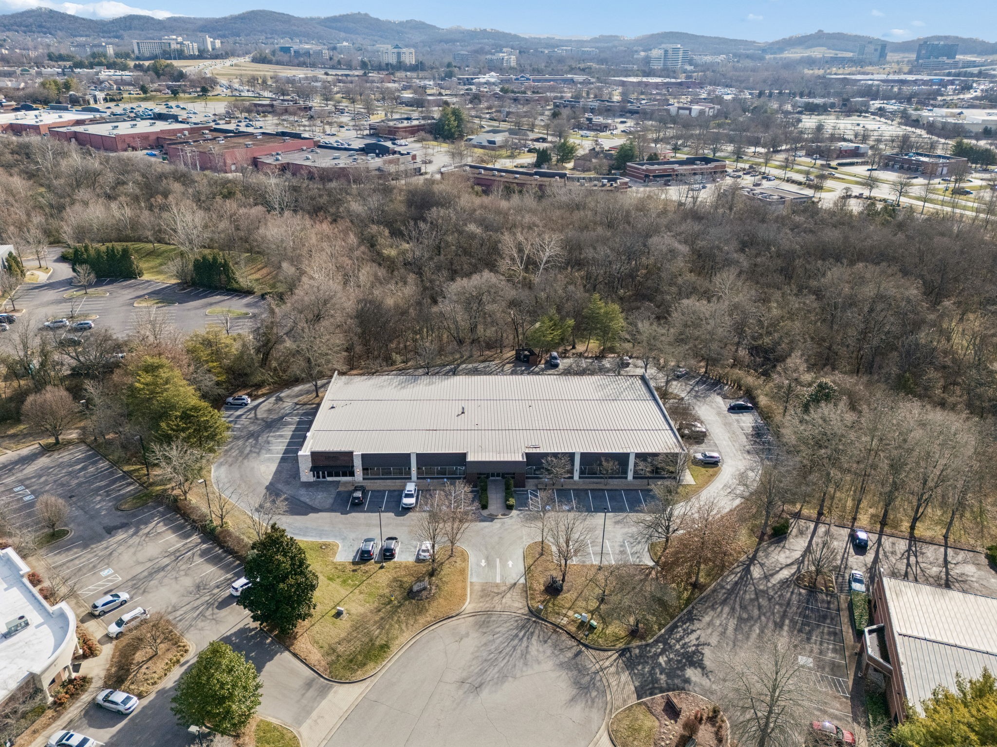 512 Autumn Springs Ct, Franklin TN 37067 multi-family property, photo 10 of 11