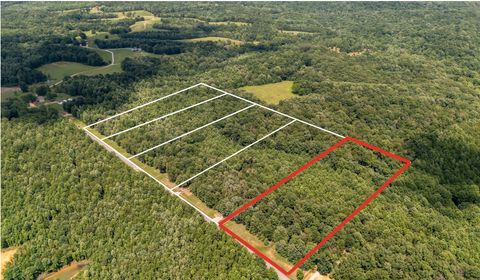 5 Brush Creek Road Lawrenceburg TN 38464