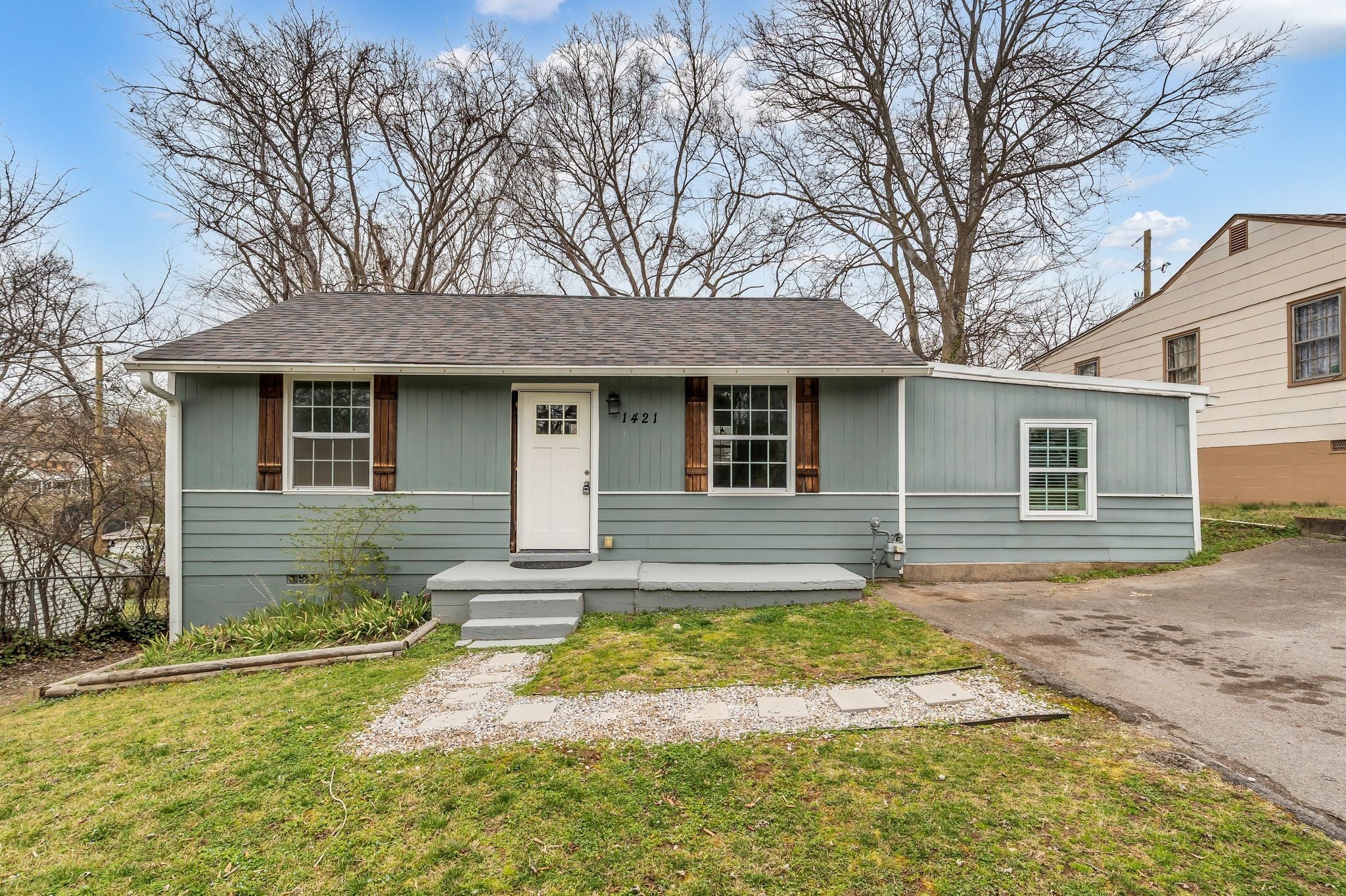 3.0-bed rental at 1421 Electric Ave