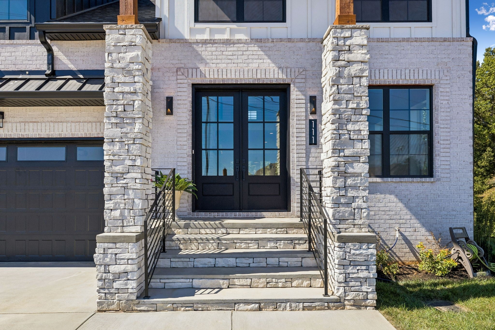 111 Fairway Dr