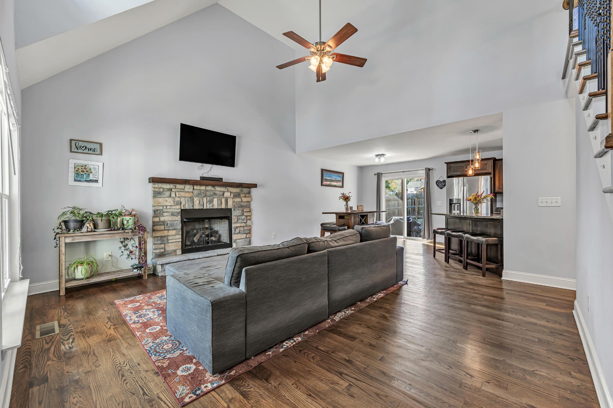 513 Clintons Pass NW