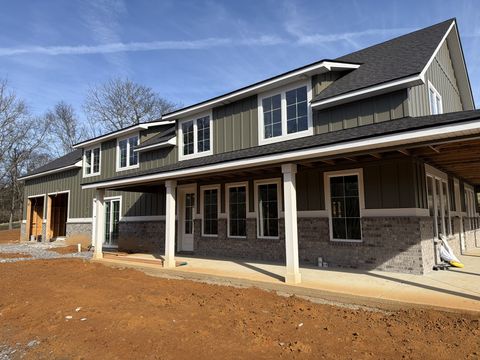 2372 Darks Mill Rd Columbia TN 38401