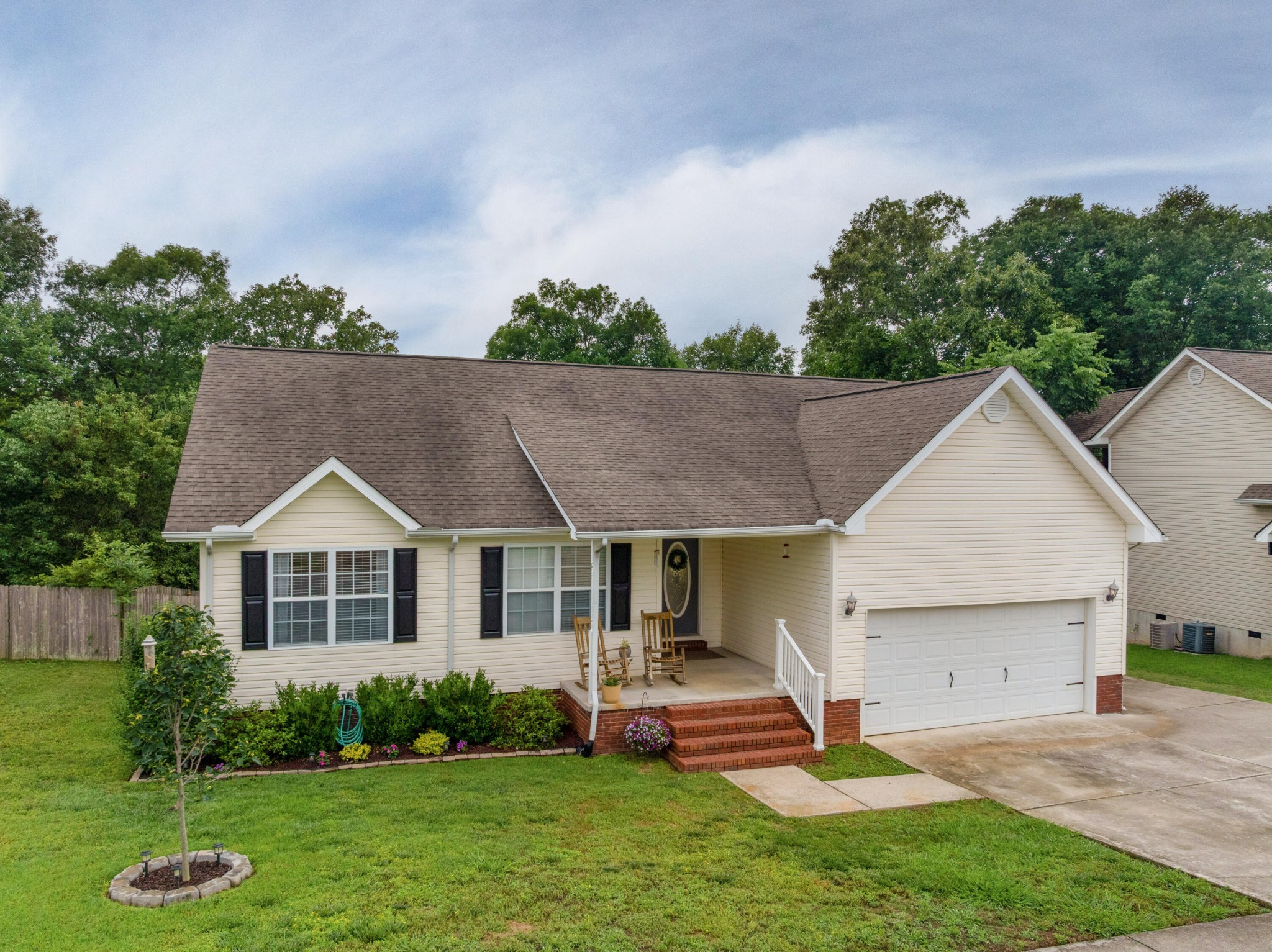 562 Bluff View Drive