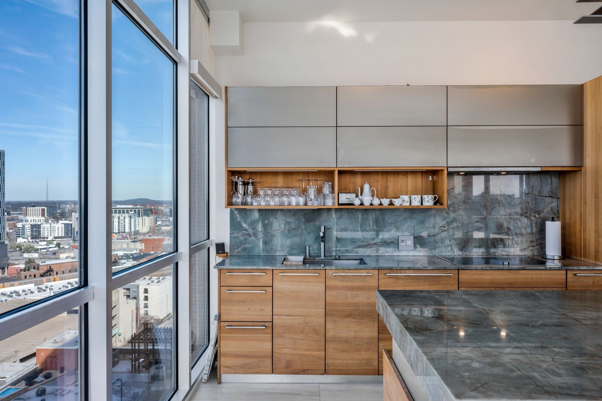 600 12th Avenue S 1801