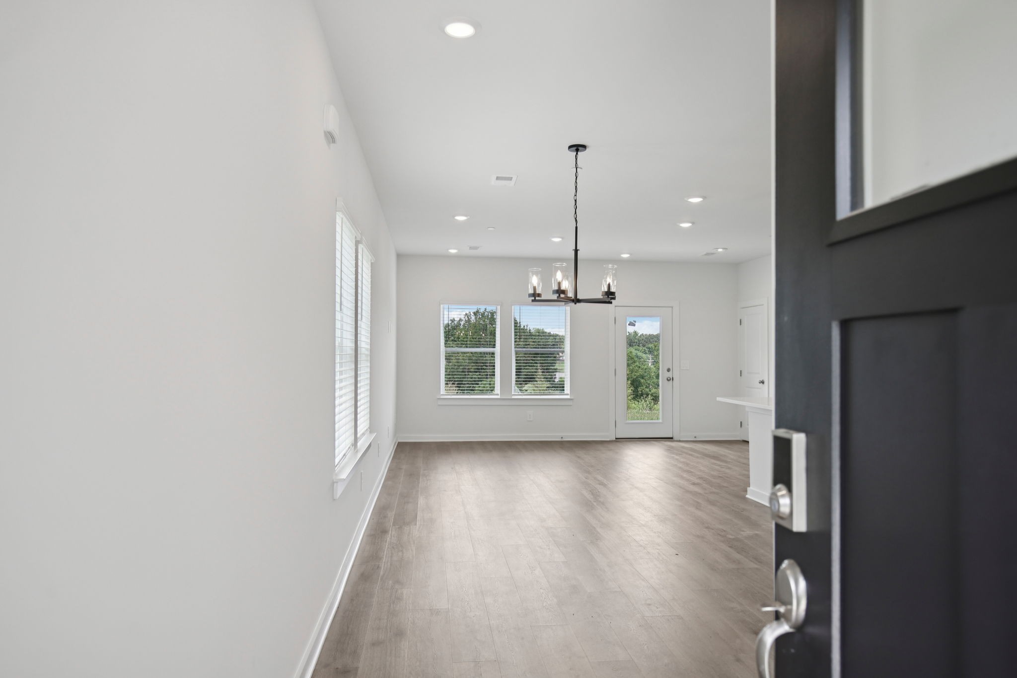 7181 Cedarcrest Court