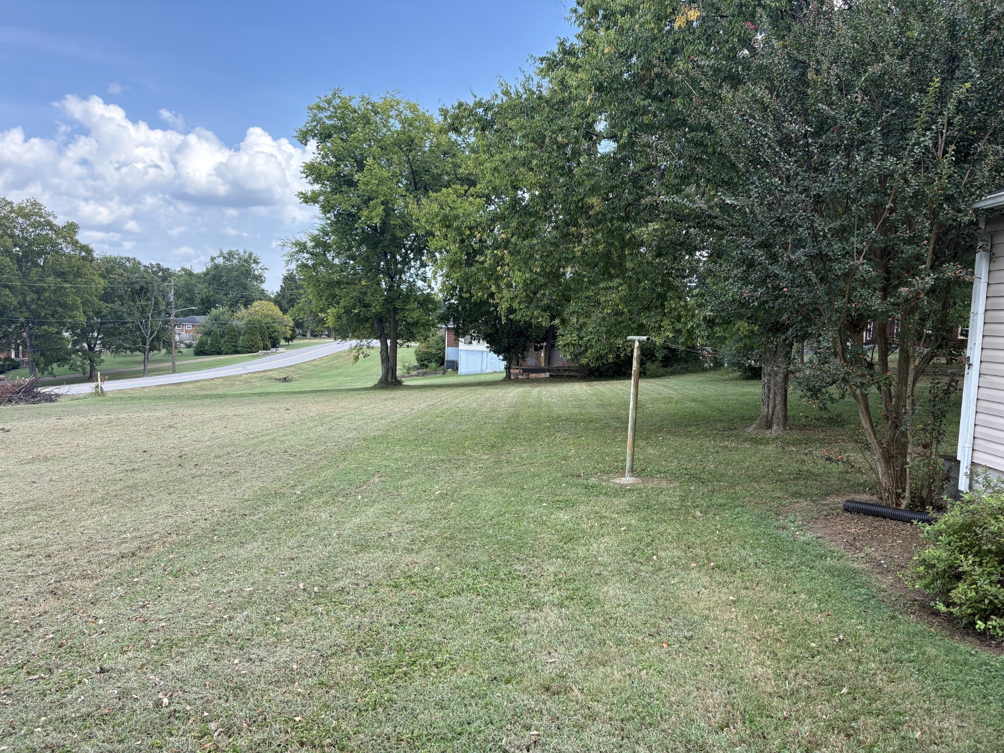 716 N Graycroft Ave