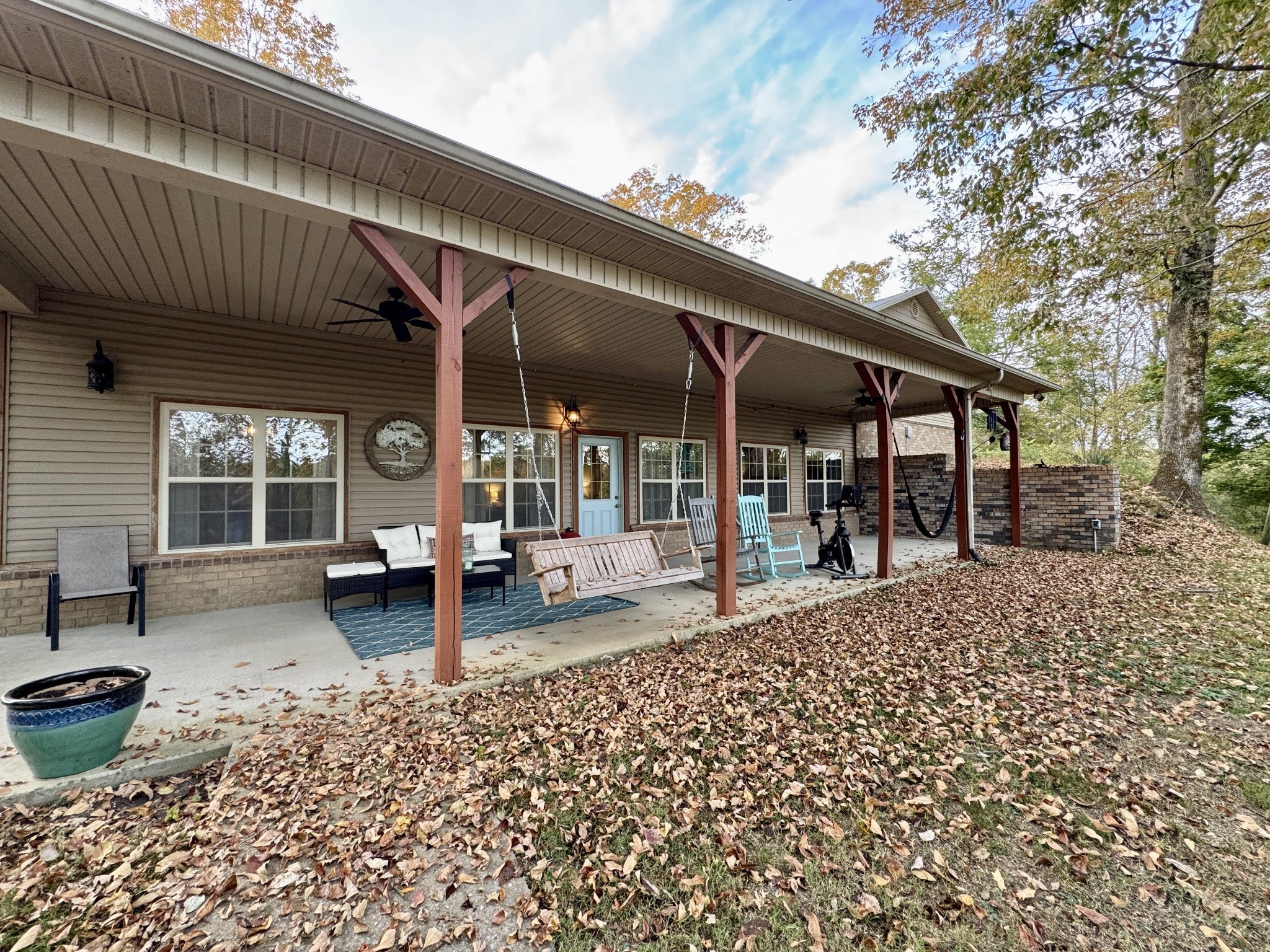 5725 Wayland Springs Rd