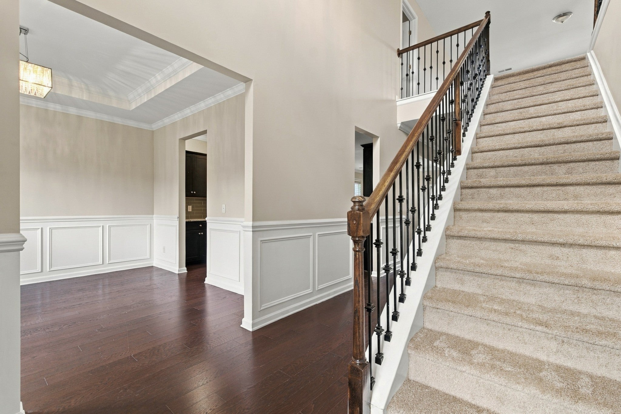 923 Lunette Dr