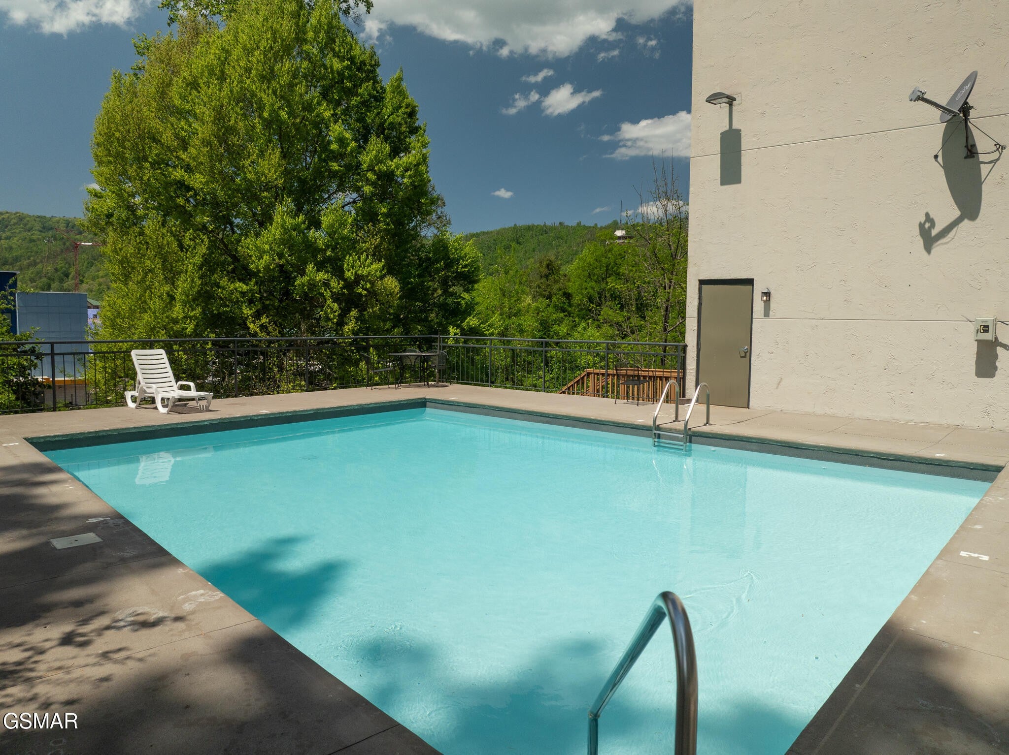 354 E Holly Ridge Road UNIT 401