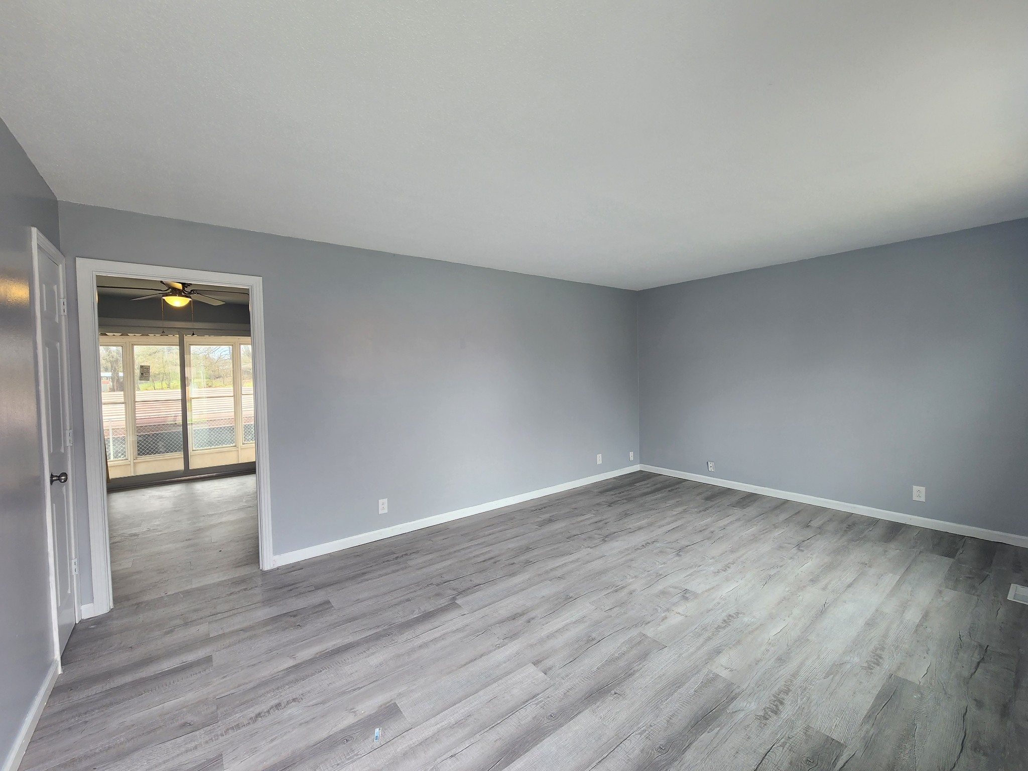 403 Louise Ln