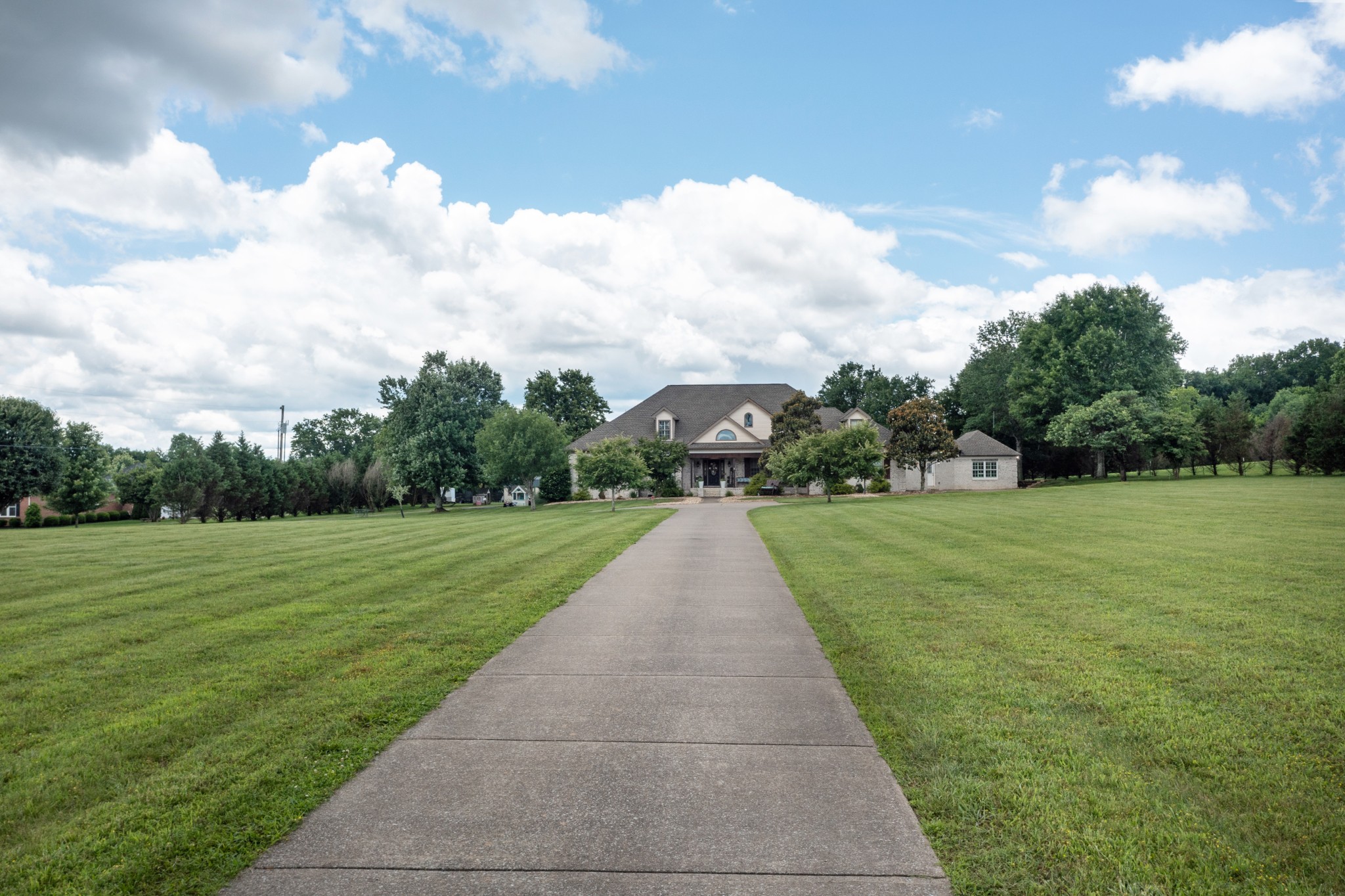 1205 Sequoya Trl