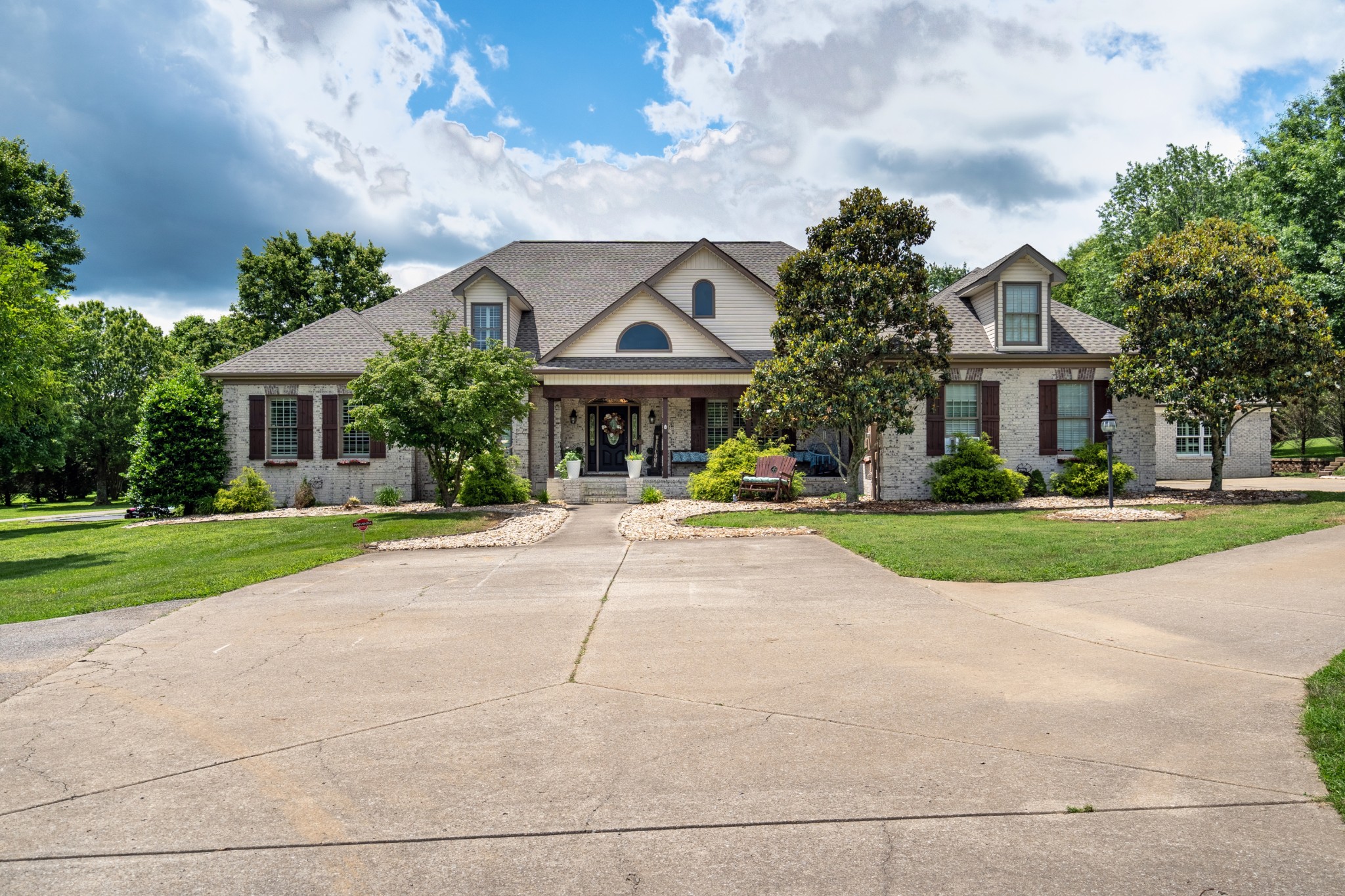 1205 Sequoya Trl