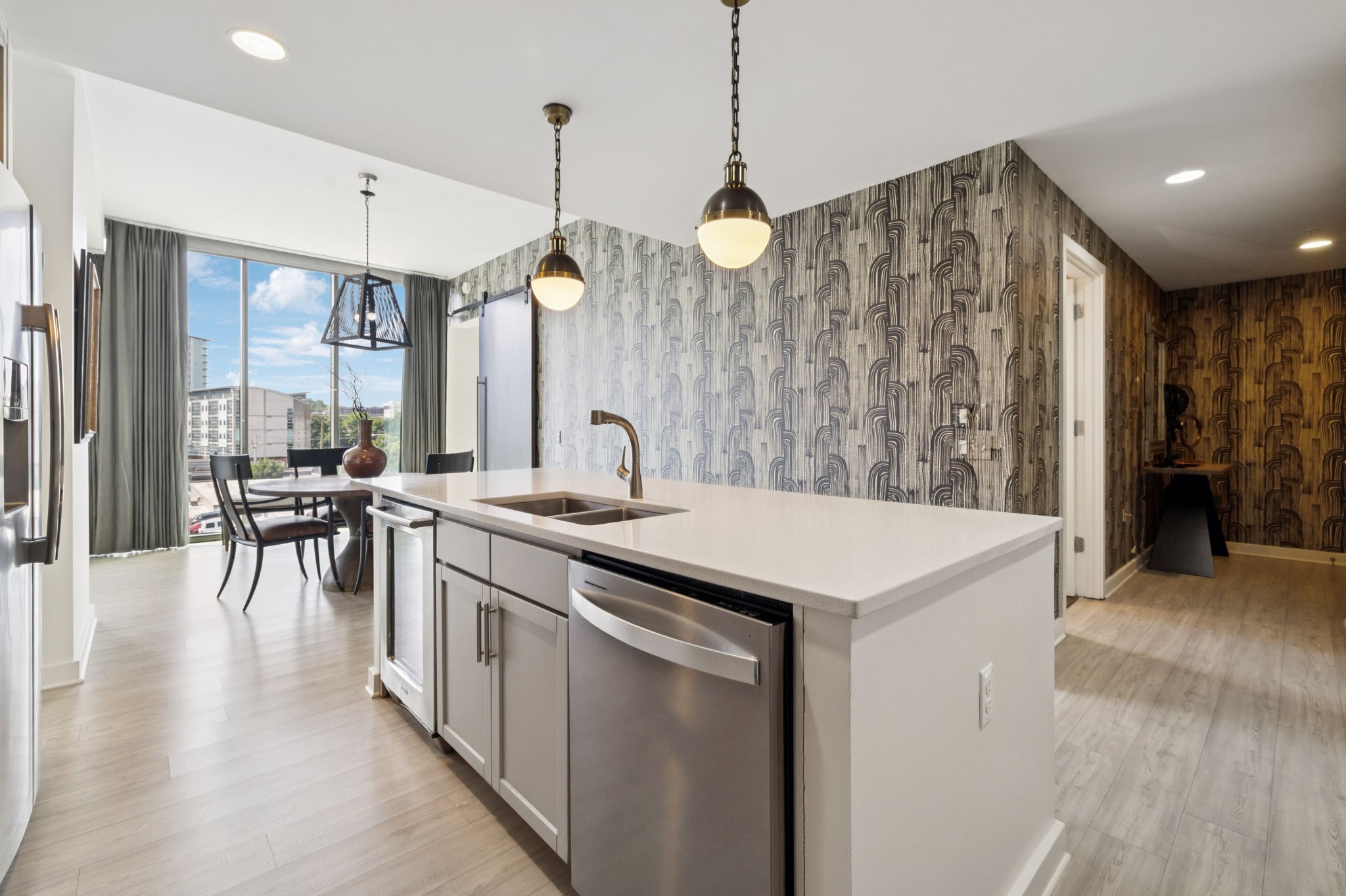 1212 Laurel St 302