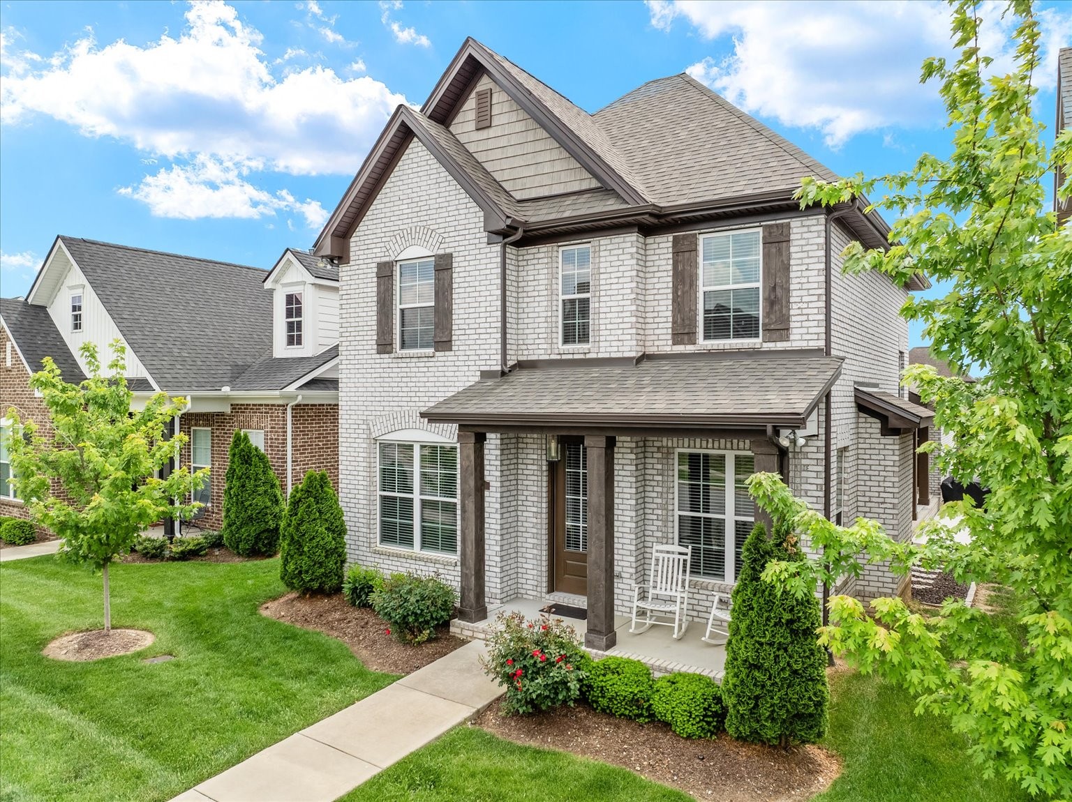 992 Paddock Park Cir