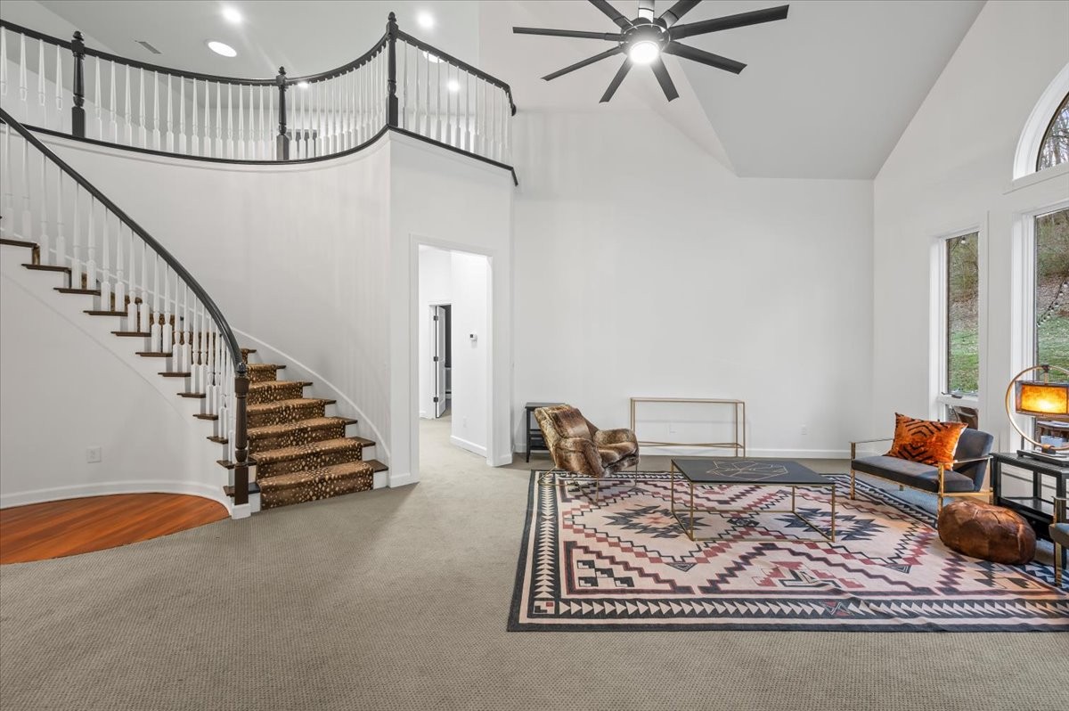 7478 River Road Pike