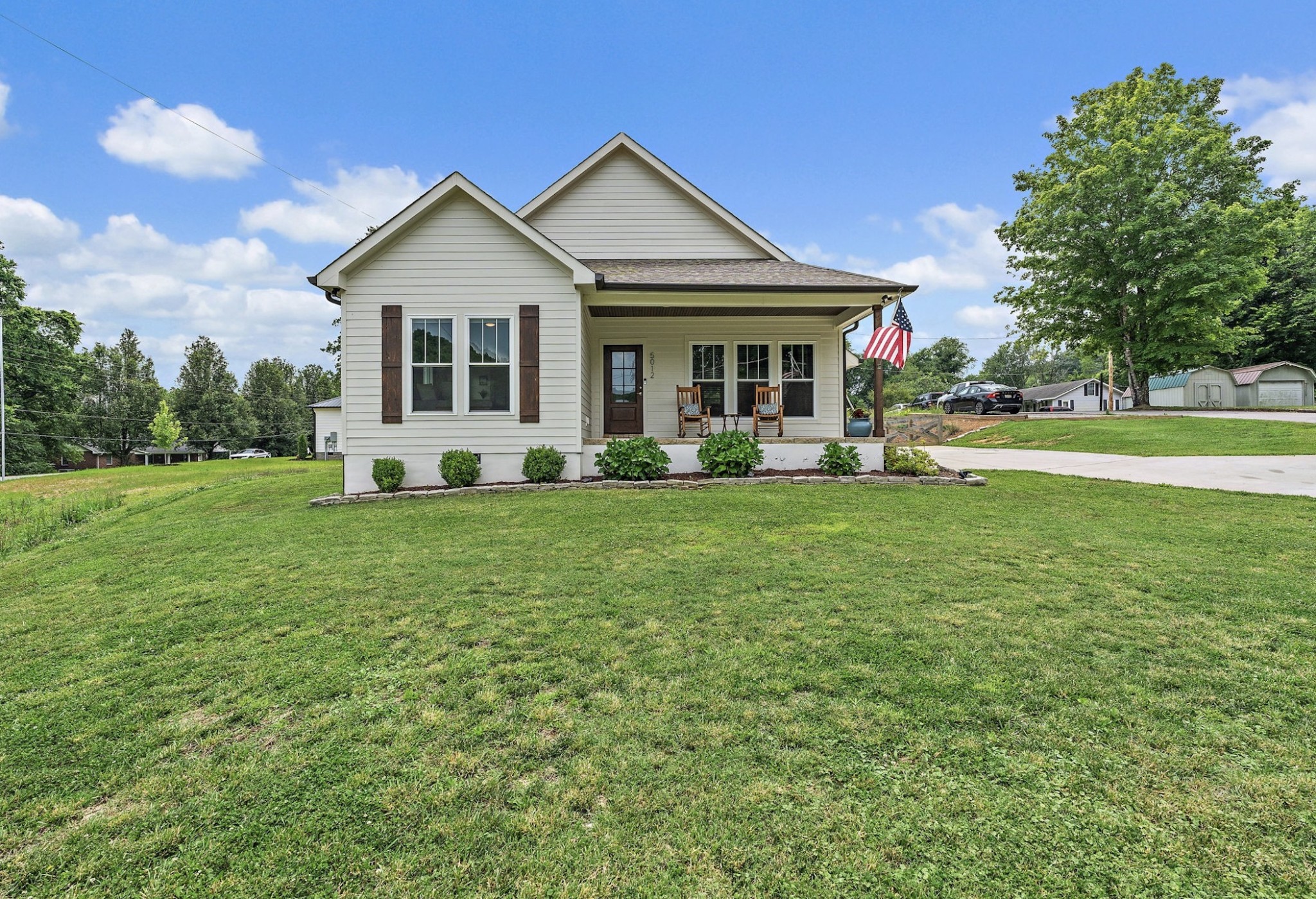 5012 Francis Ln
