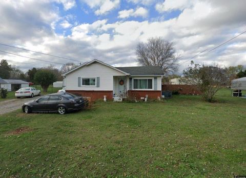 212 Fairview St Estill Springs TN 37330