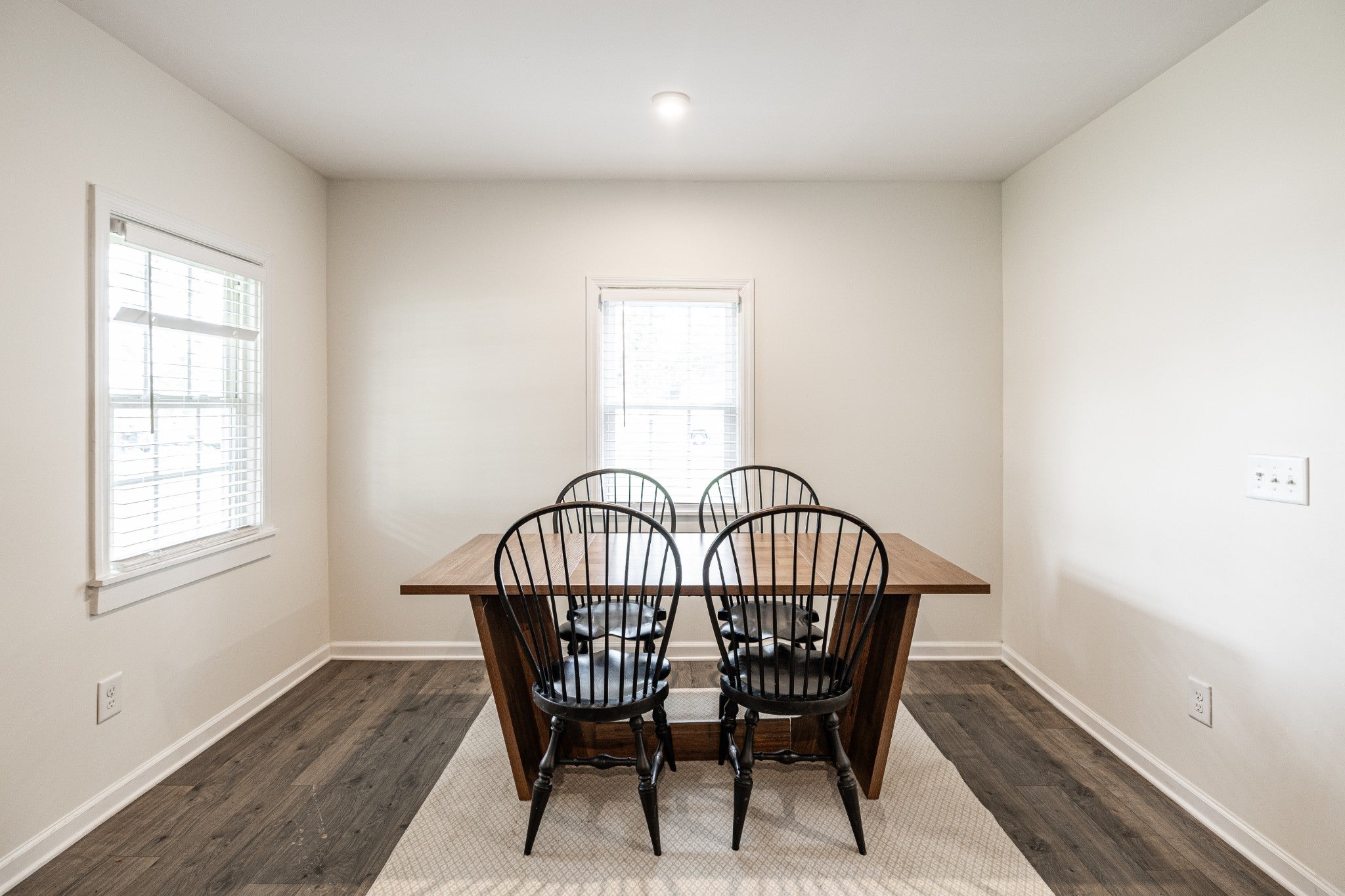 1105 Woods Ferry Rd