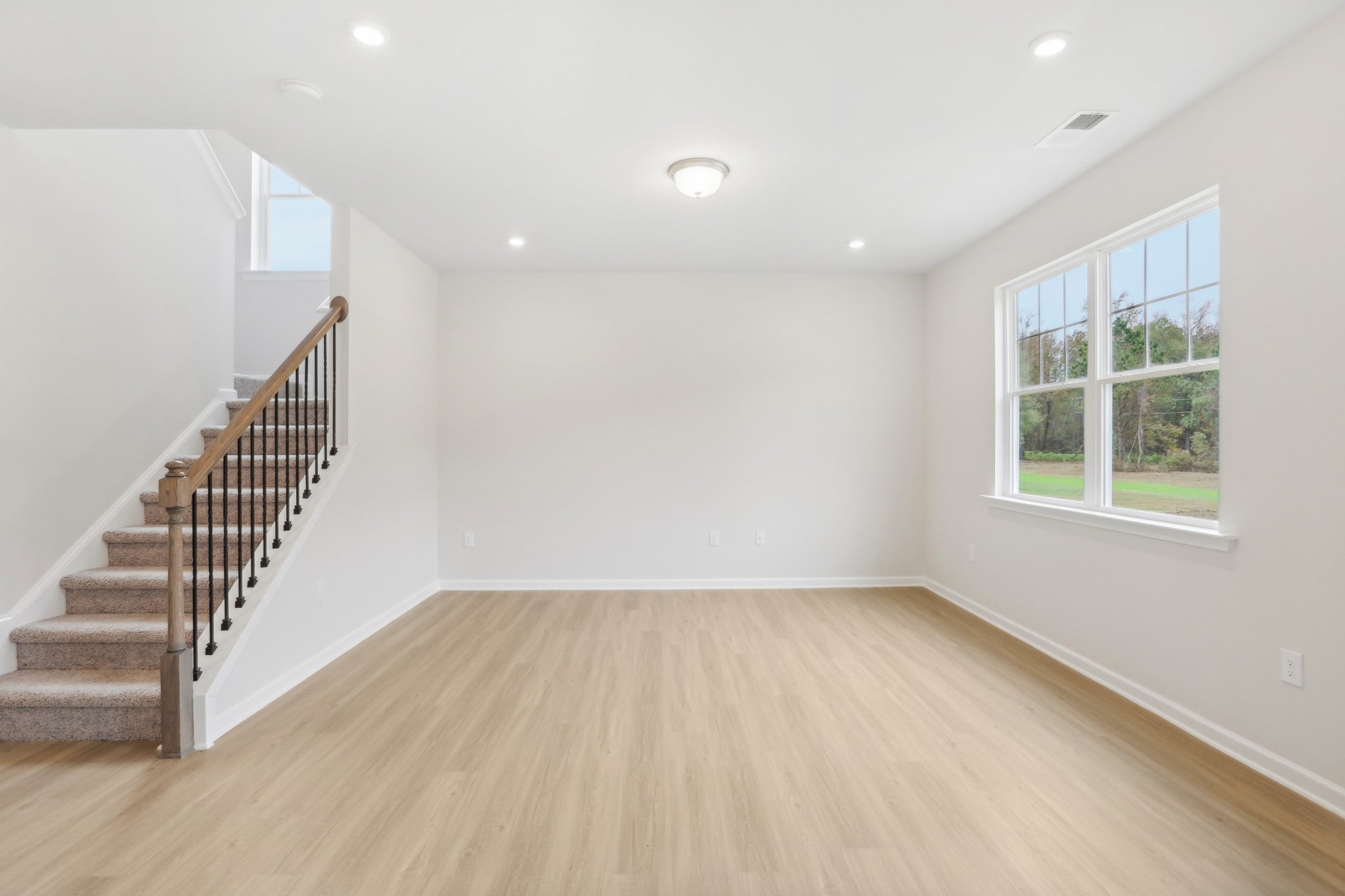 905 Andasia Way