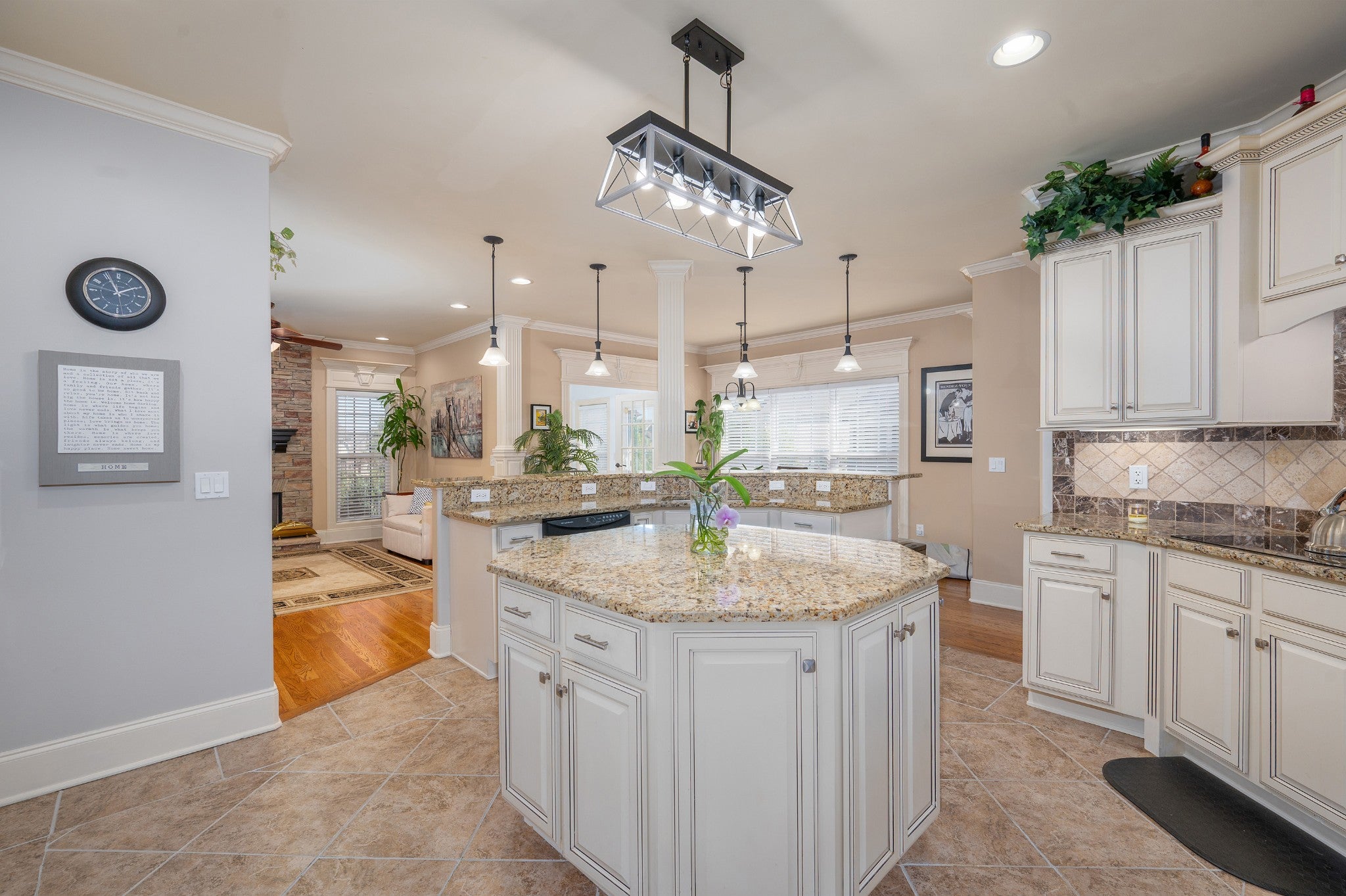 3356 Clovercroft Dr