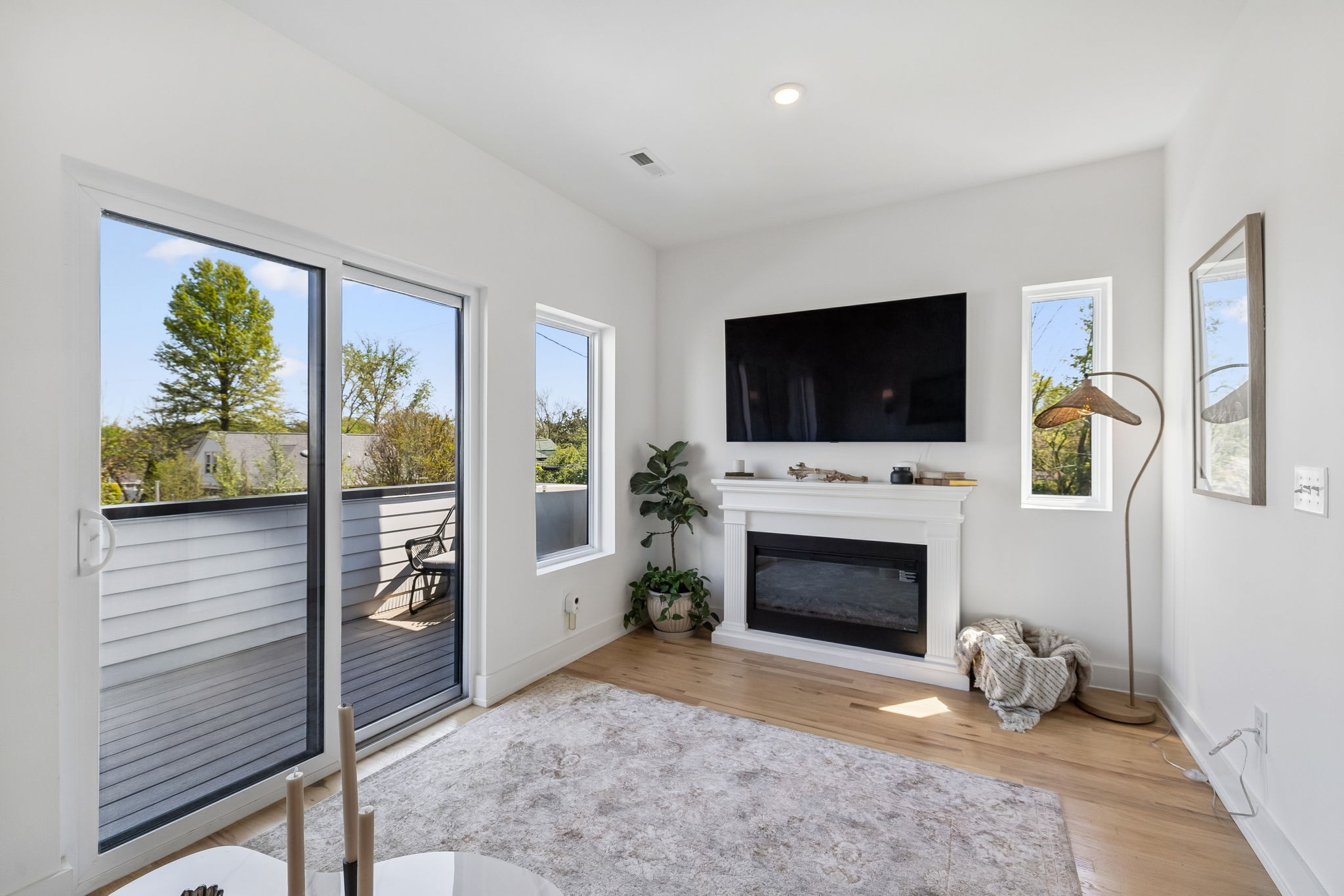 1100 Sunnymeade Dr 114