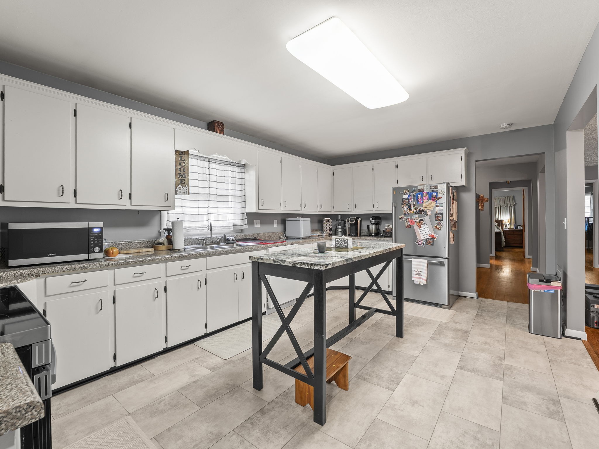 301 Shephard Street N