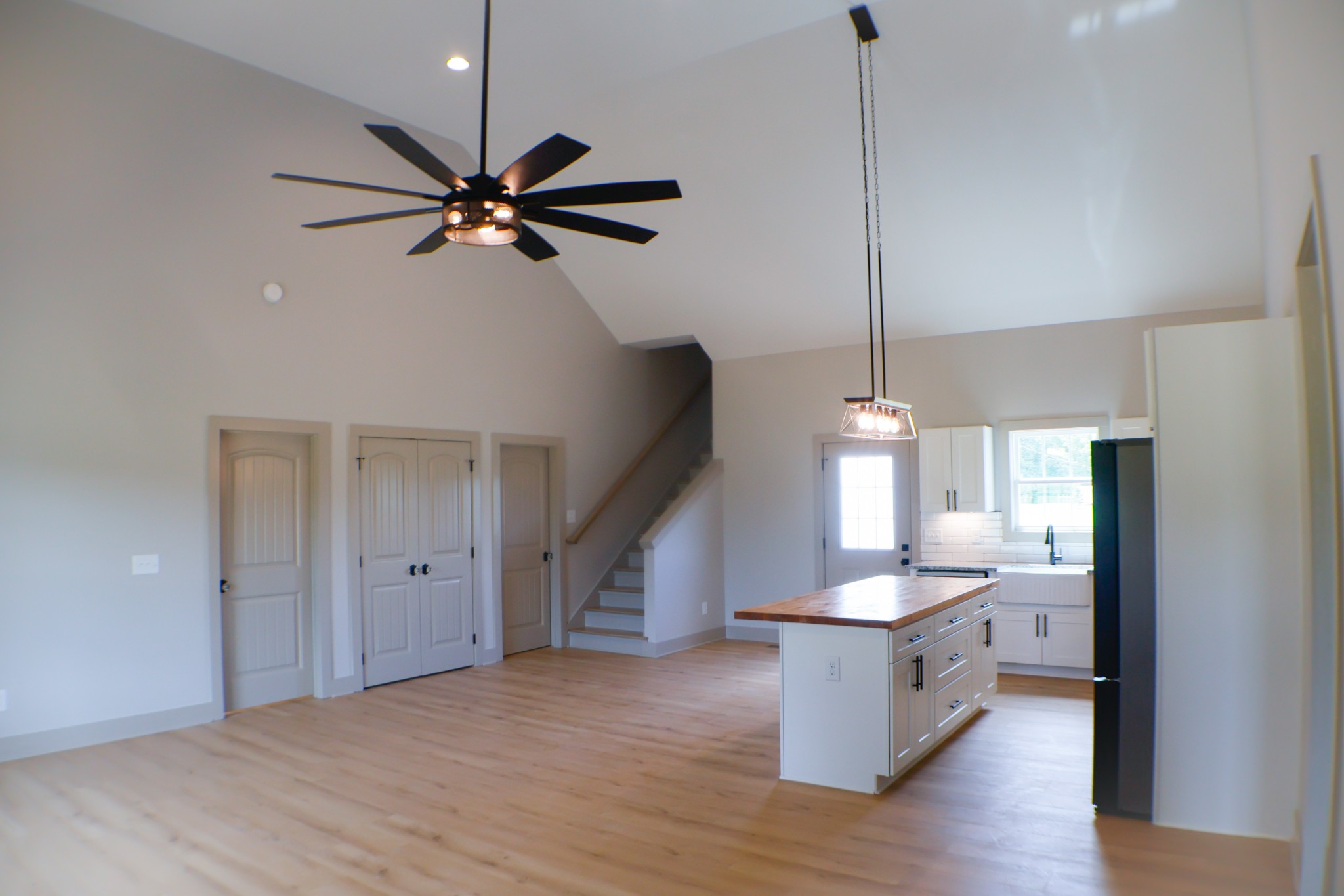 154 Dorris Ln