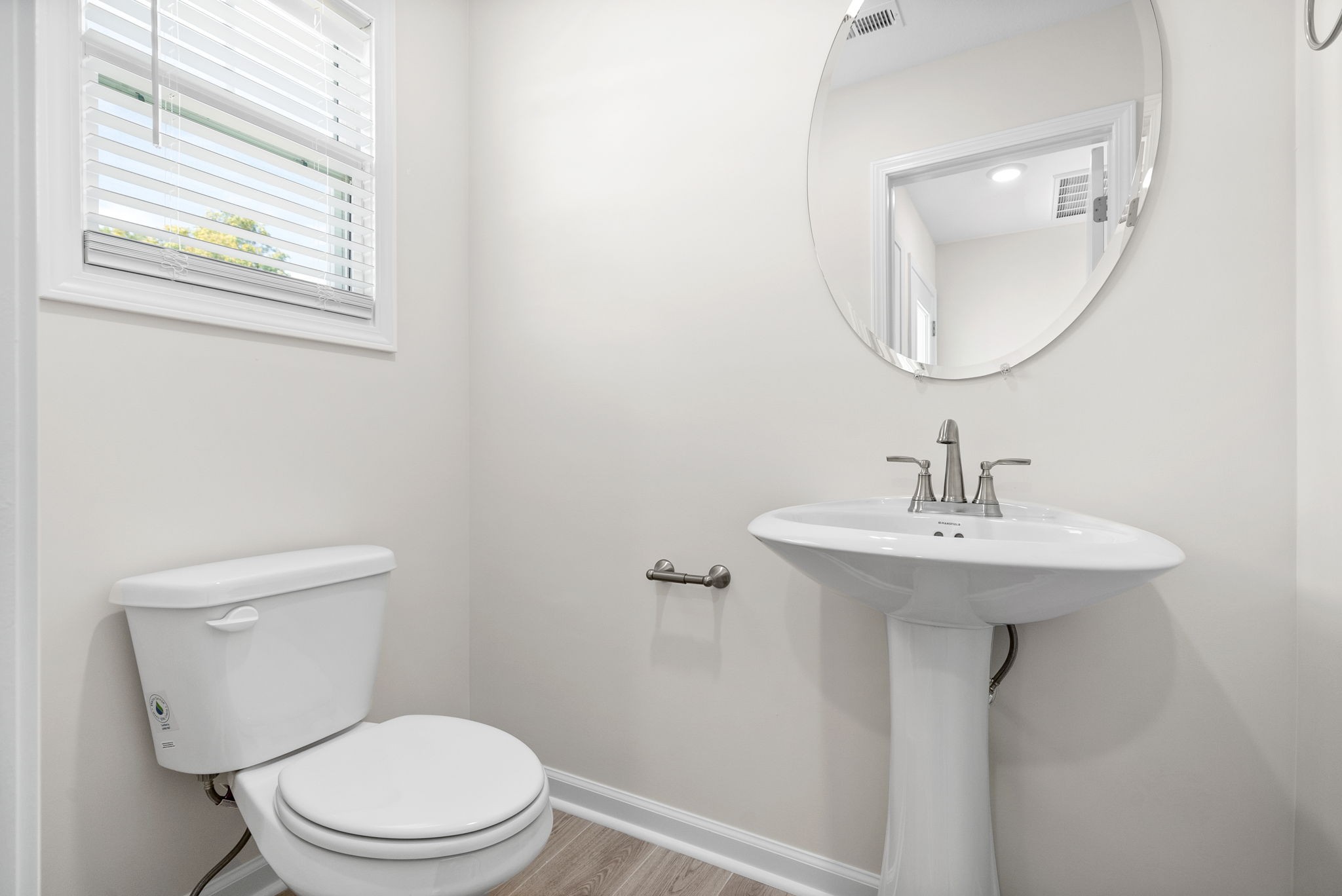 Clarksville, Tennessee 37043, United States, 3 Bedrooms Bedrooms, ,3 BathroomsBathrooms,Residential,Active,188741