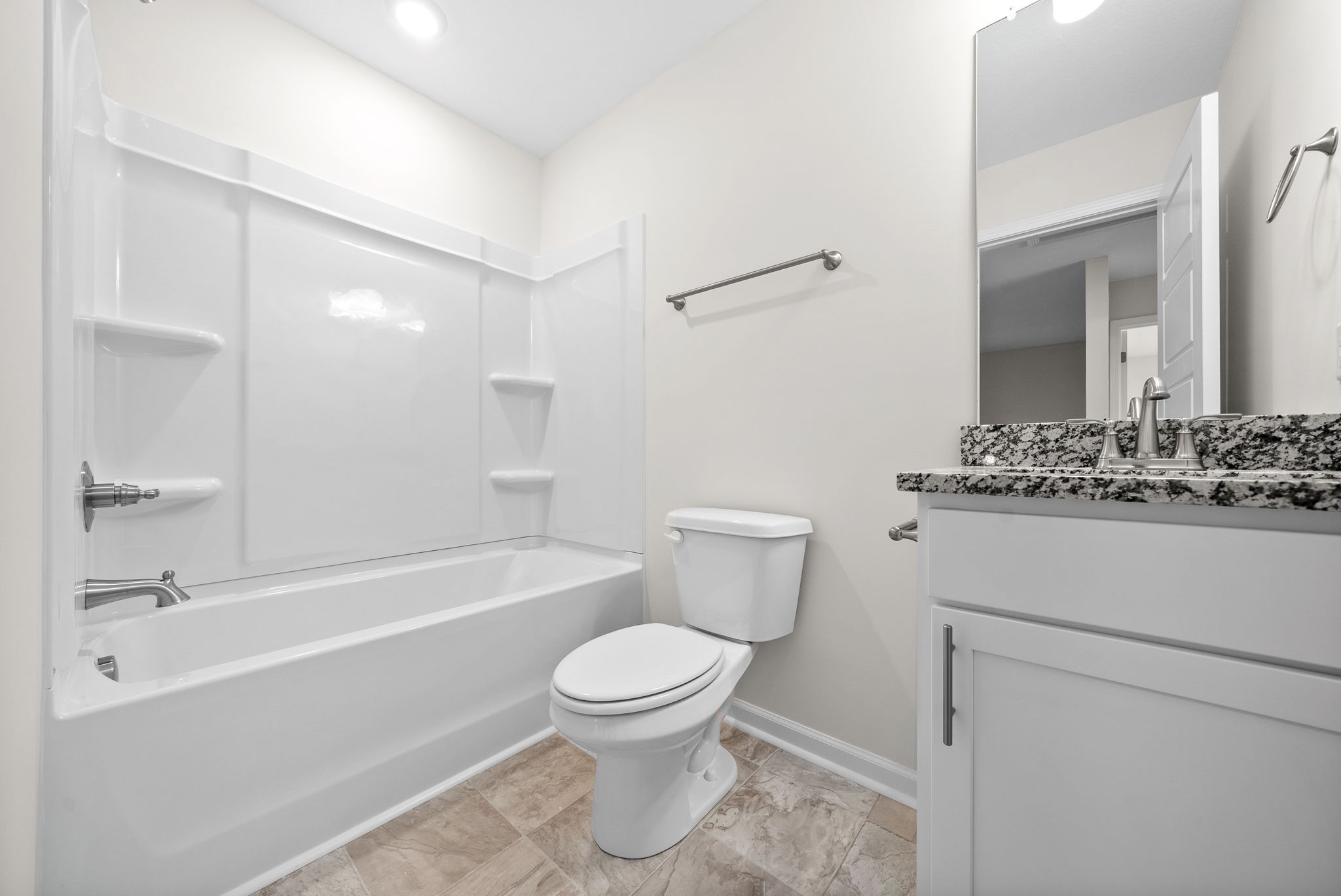 Clarksville, Tennessee 37043, United States, 3 Bedrooms Bedrooms, ,3 BathroomsBathrooms,Residential,Active,188741