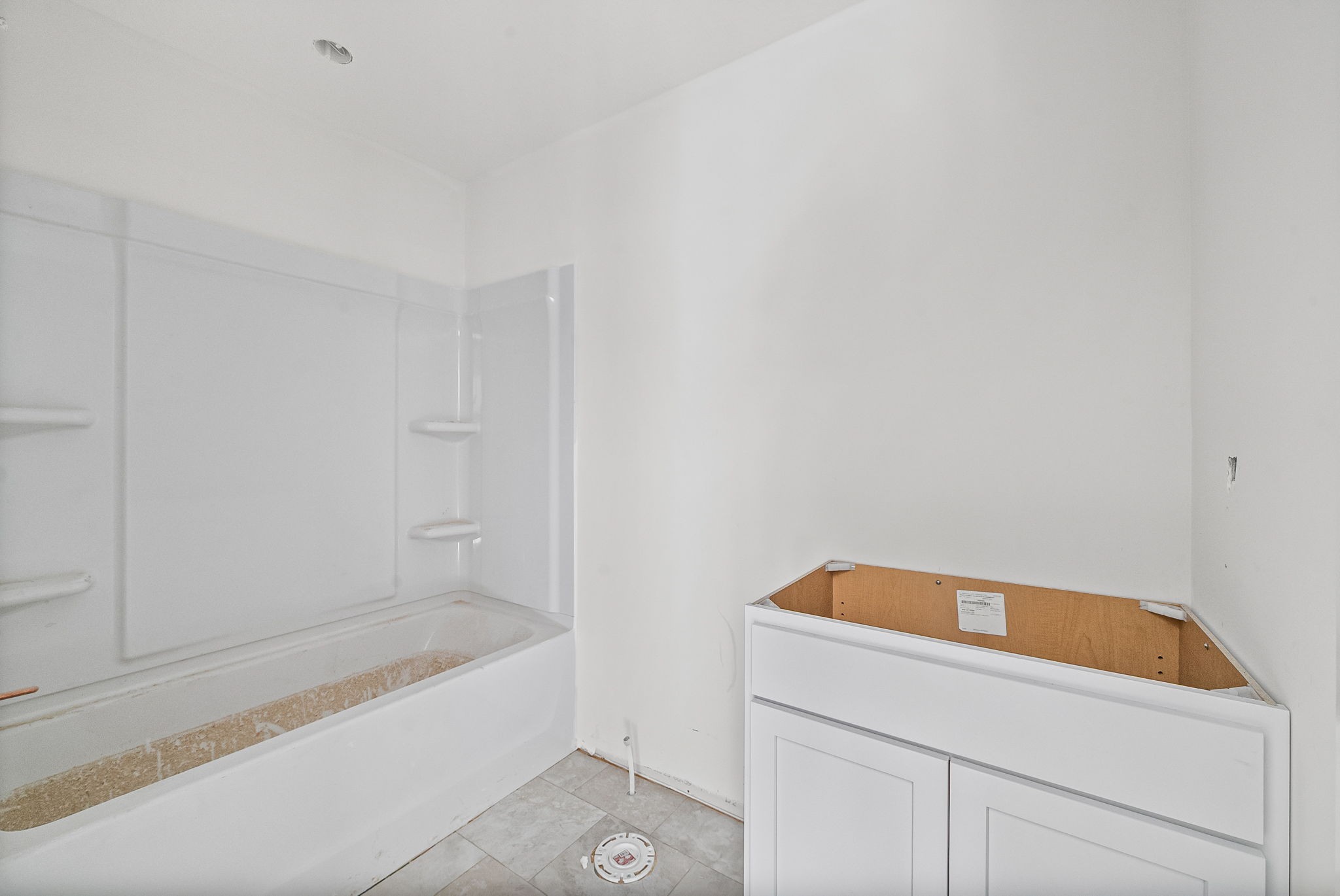 Clarksville, Tennessee 37043, United States, 3 Bedrooms Bedrooms, ,3 BathroomsBathrooms,Residential,Active,188741