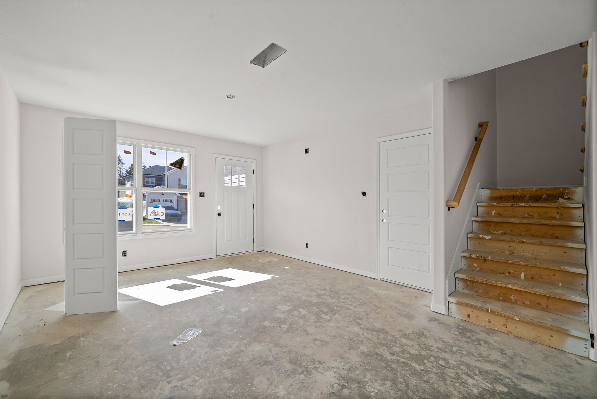 Clarksville, Tennessee 37043, United States, 3 Bedrooms Bedrooms, ,3 BathroomsBathrooms,Residential,Active,188741