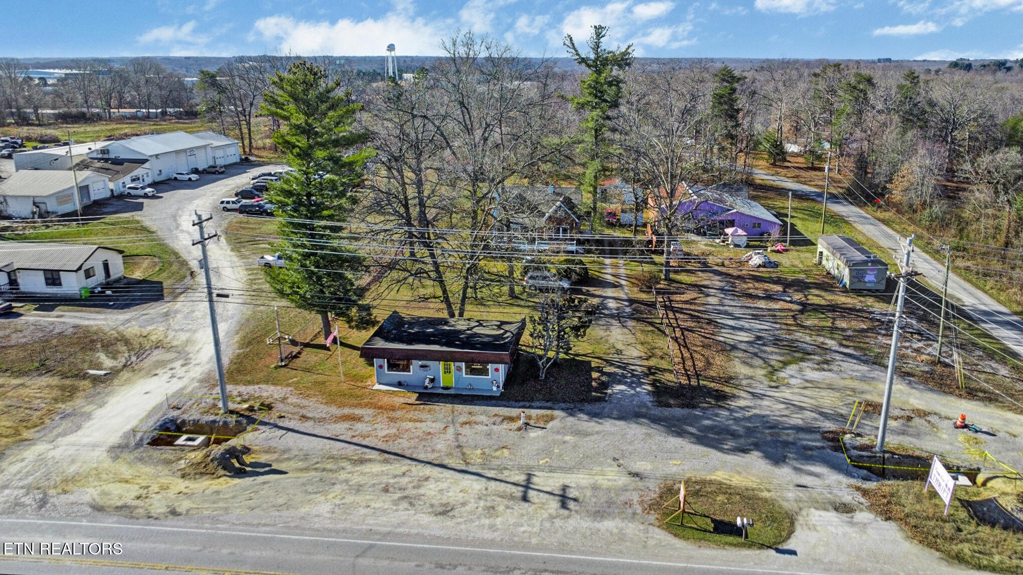 4529 Highway 127 North